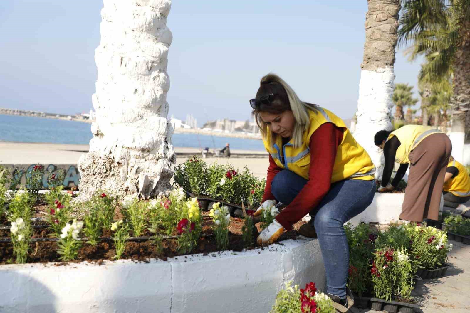 Aydın Büyükşehir Belediyesi Kuşadası’nın çehresini değiştirdi
