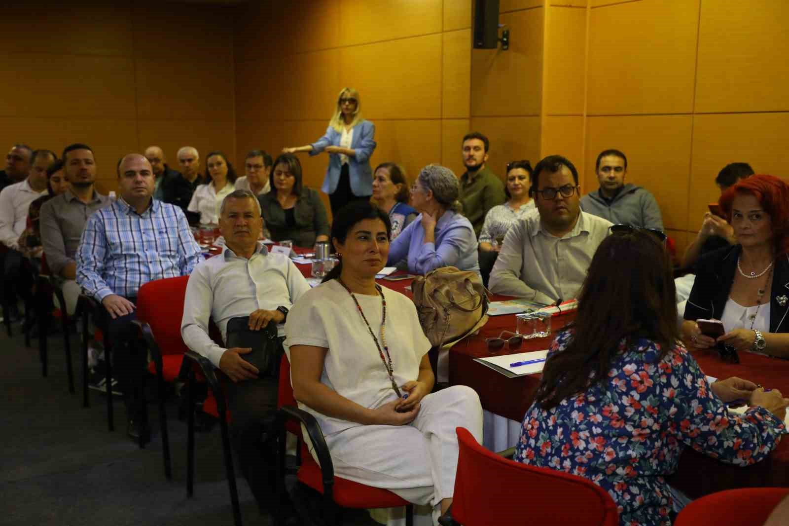 Engelsiz Hizmet Komisyonu toplandı, engelli bireylerin sorunları görüşüldü
