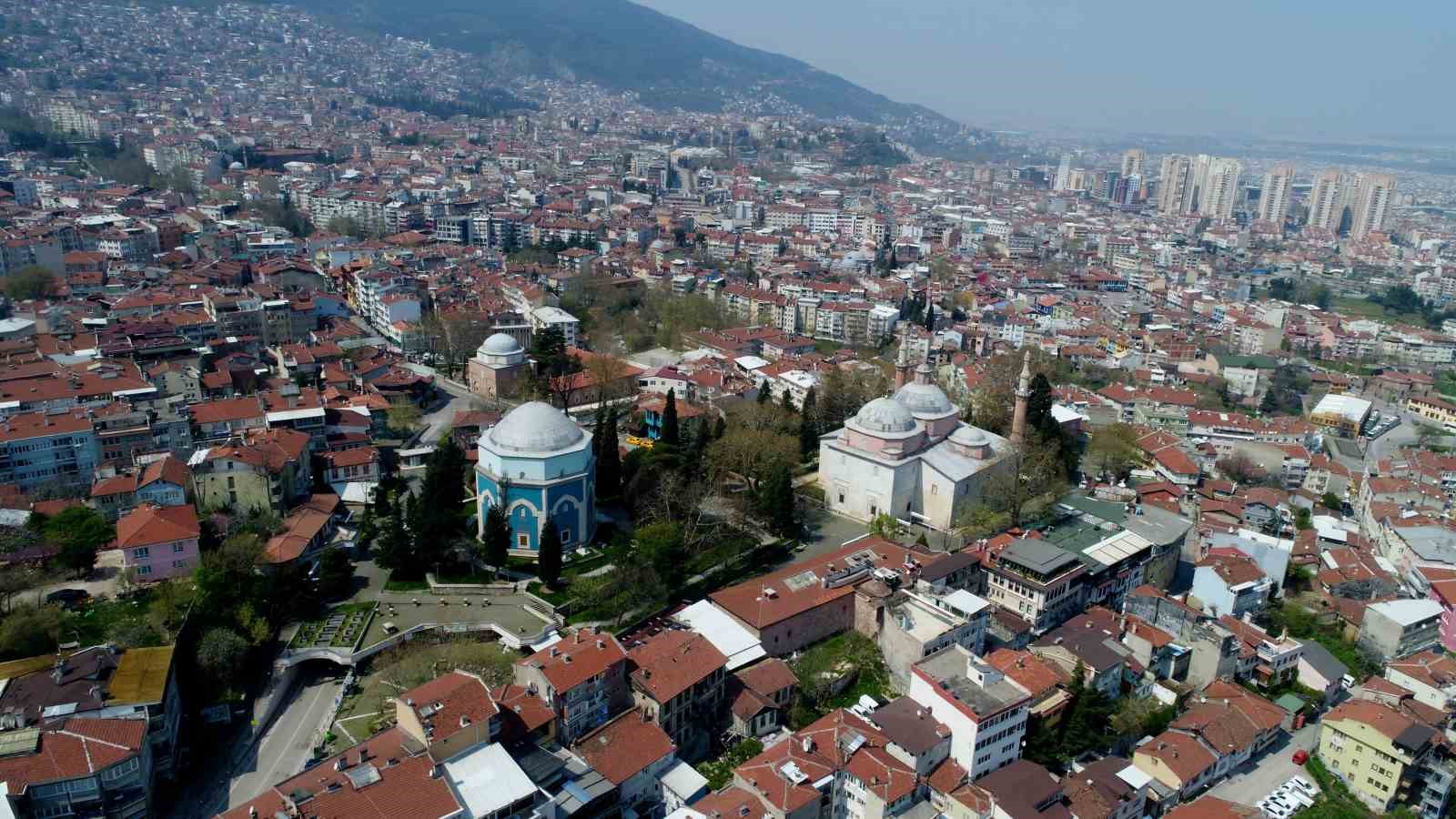 Tarihi cami ve türbelerden güvenlikçilerin çekilmesine AK Parti İl Başkanı Gürkan’dan tepki
