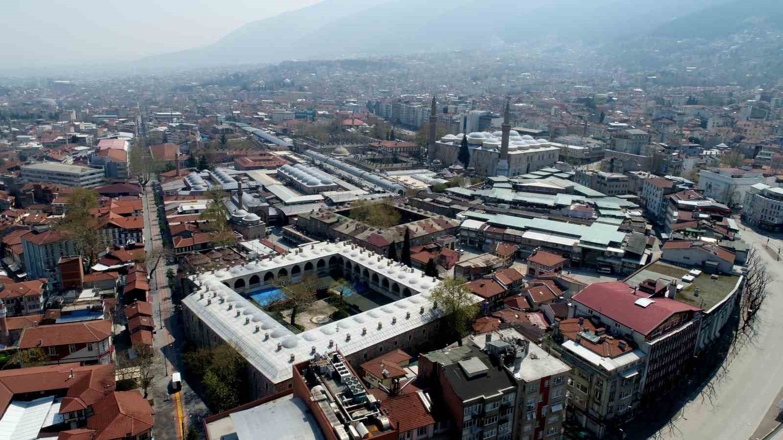 Tarihi cami ve türbelerden güvenlikçilerin çekilmesine AK Parti İl Başkanı Gürkan’dan tepki
