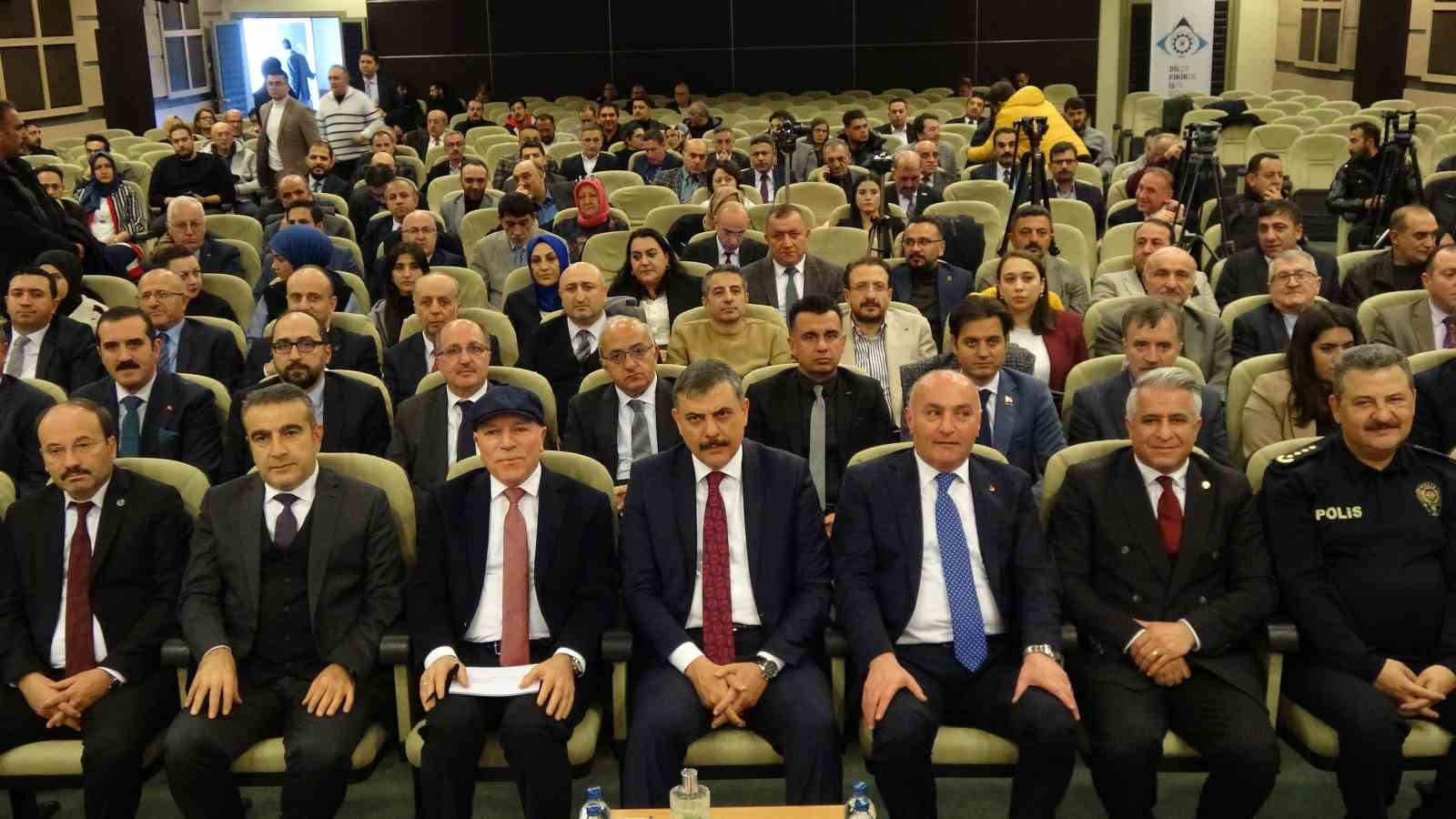 Erzurum’da ‘Ortak akıl platformu’ etkinliği
