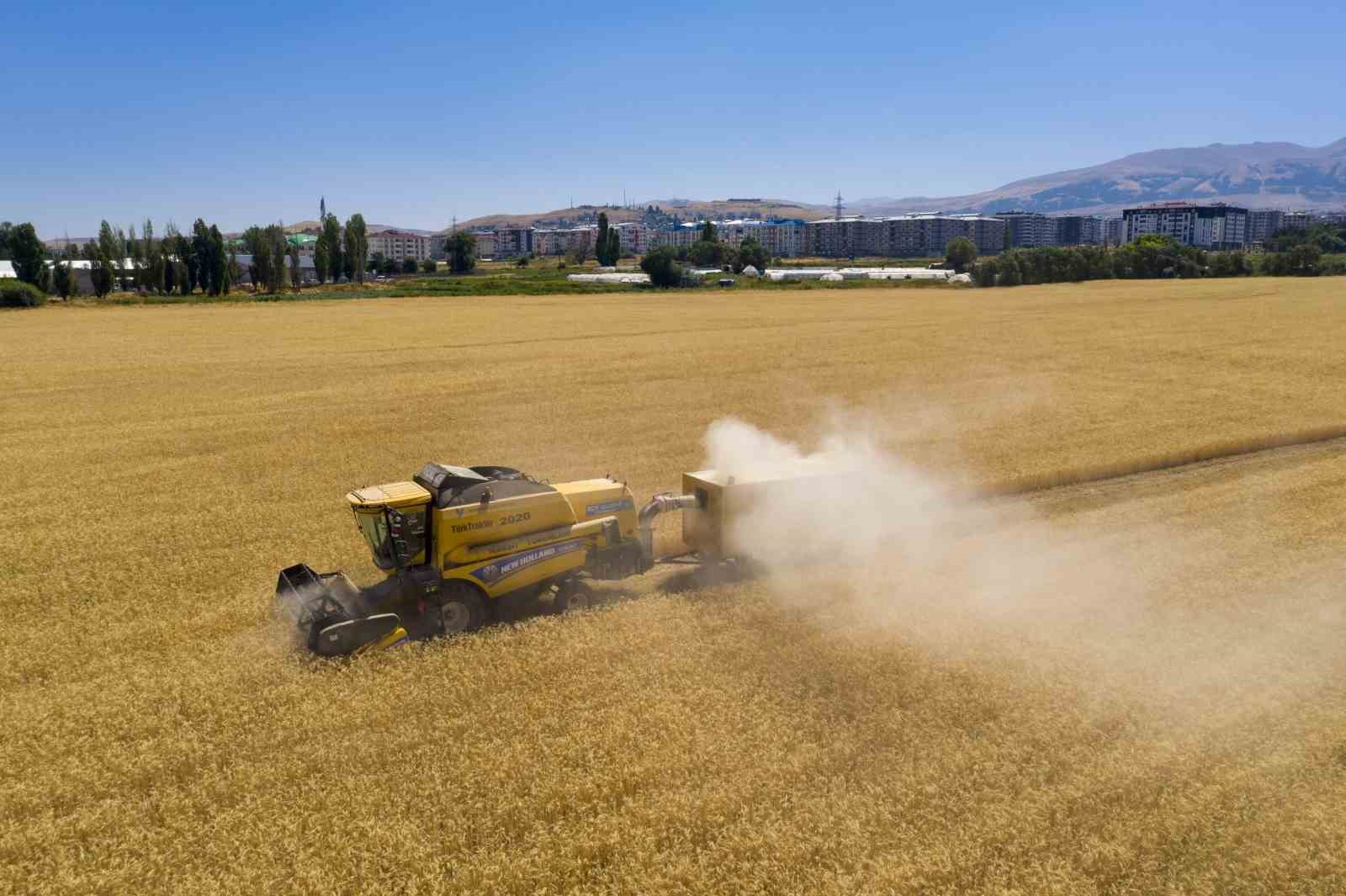 Bitkisel üretim uygulama ve araştırma merkezi, sürdürülebilir bir gelecek için çalışıyor
