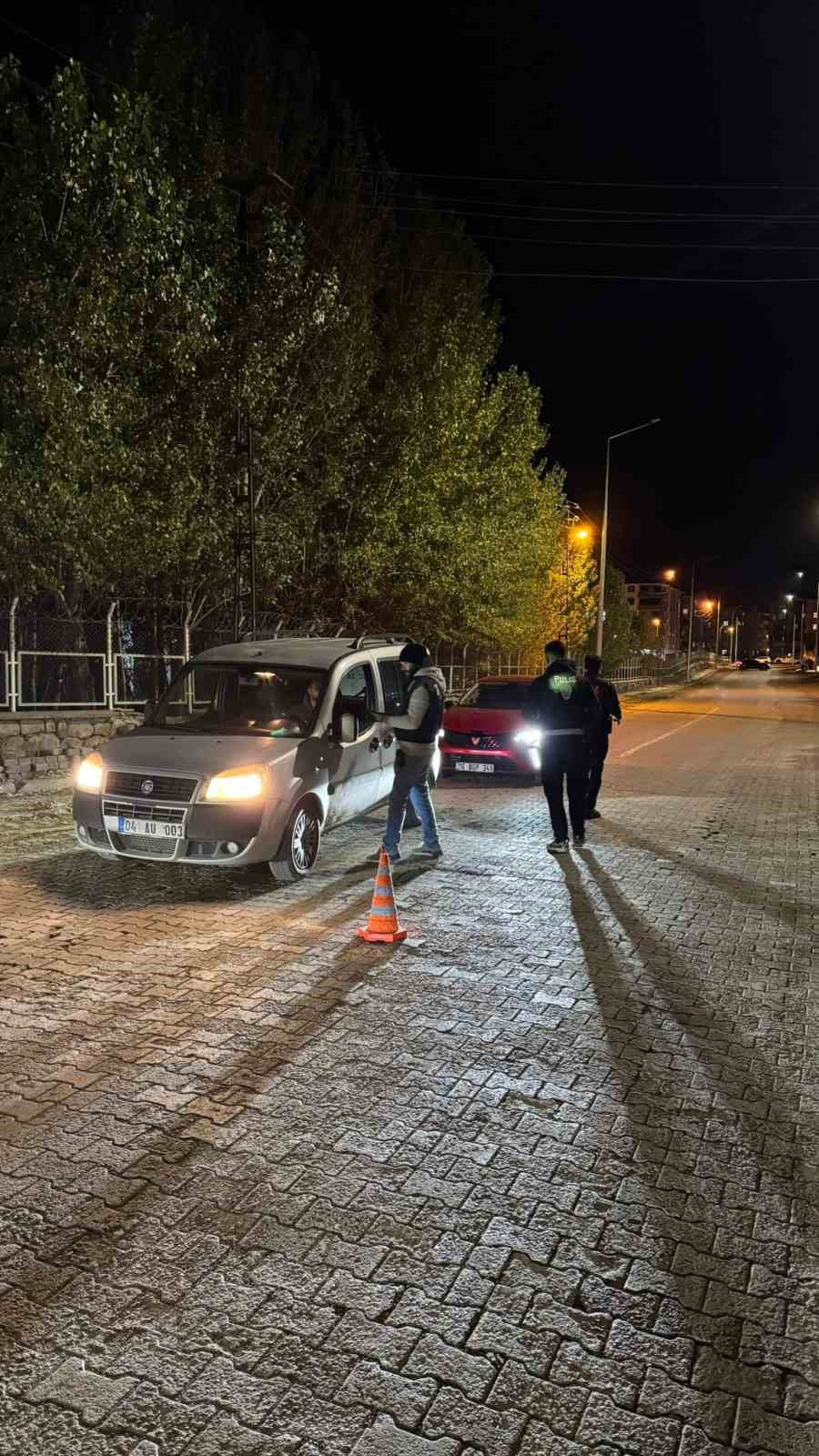 Ağrı’da KYK yurtları ve okul servislerinde güvenlik denetimleri sürüyor
