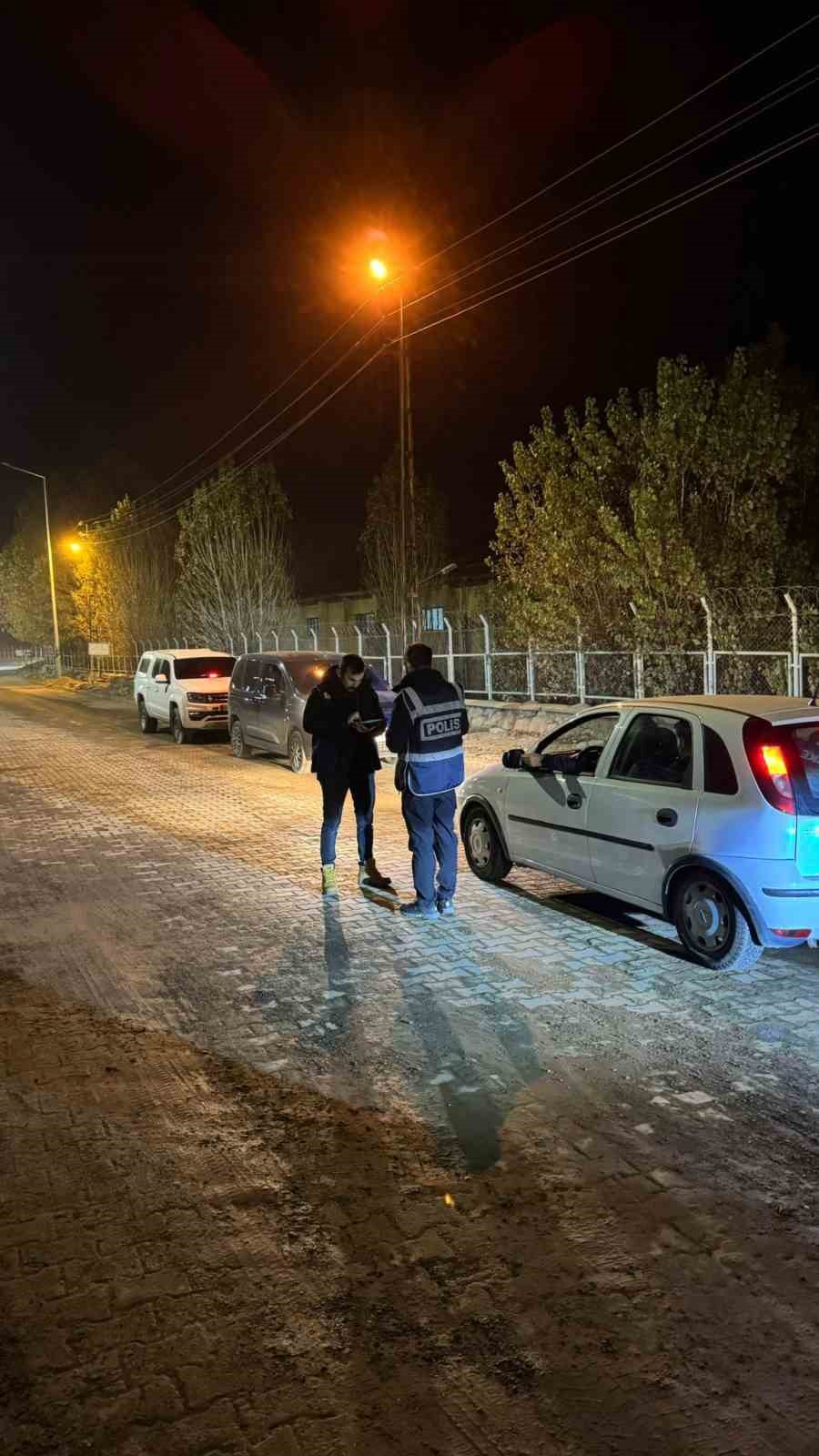 Ağrı’da KYK yurtları ve okul servislerinde güvenlik denetimleri sürüyor
