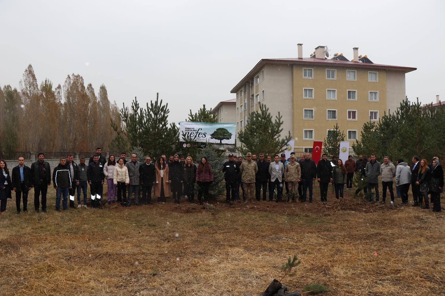 Tercan’da geleceğe nefes için fidan dikildi
