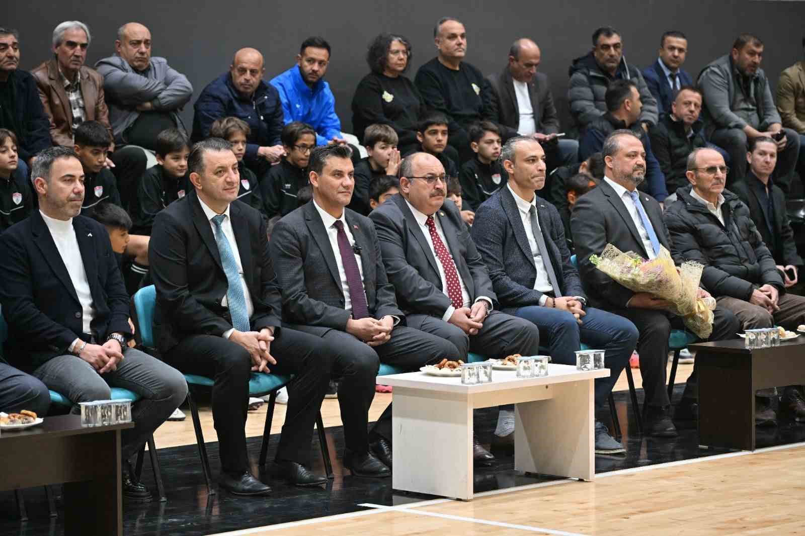 Amatör spor kulüplerine 4 milyon liralık destek
