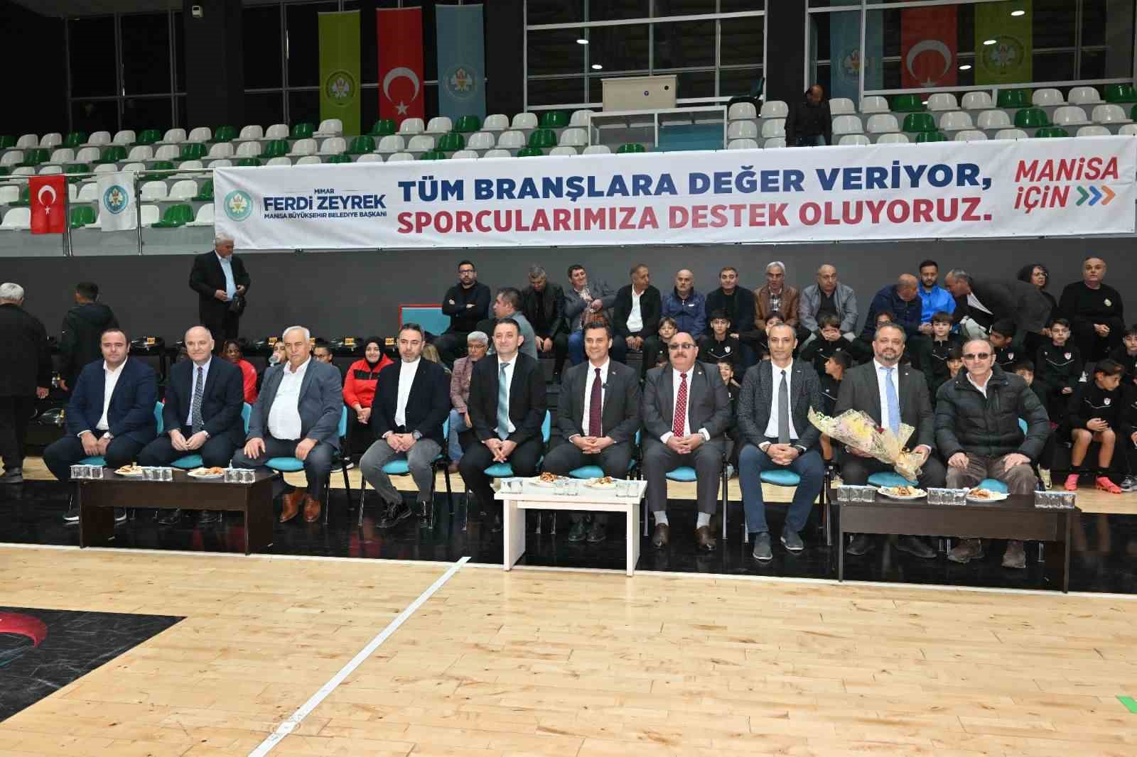 Amatör spor kulüplerine 4 milyon liralık destek
