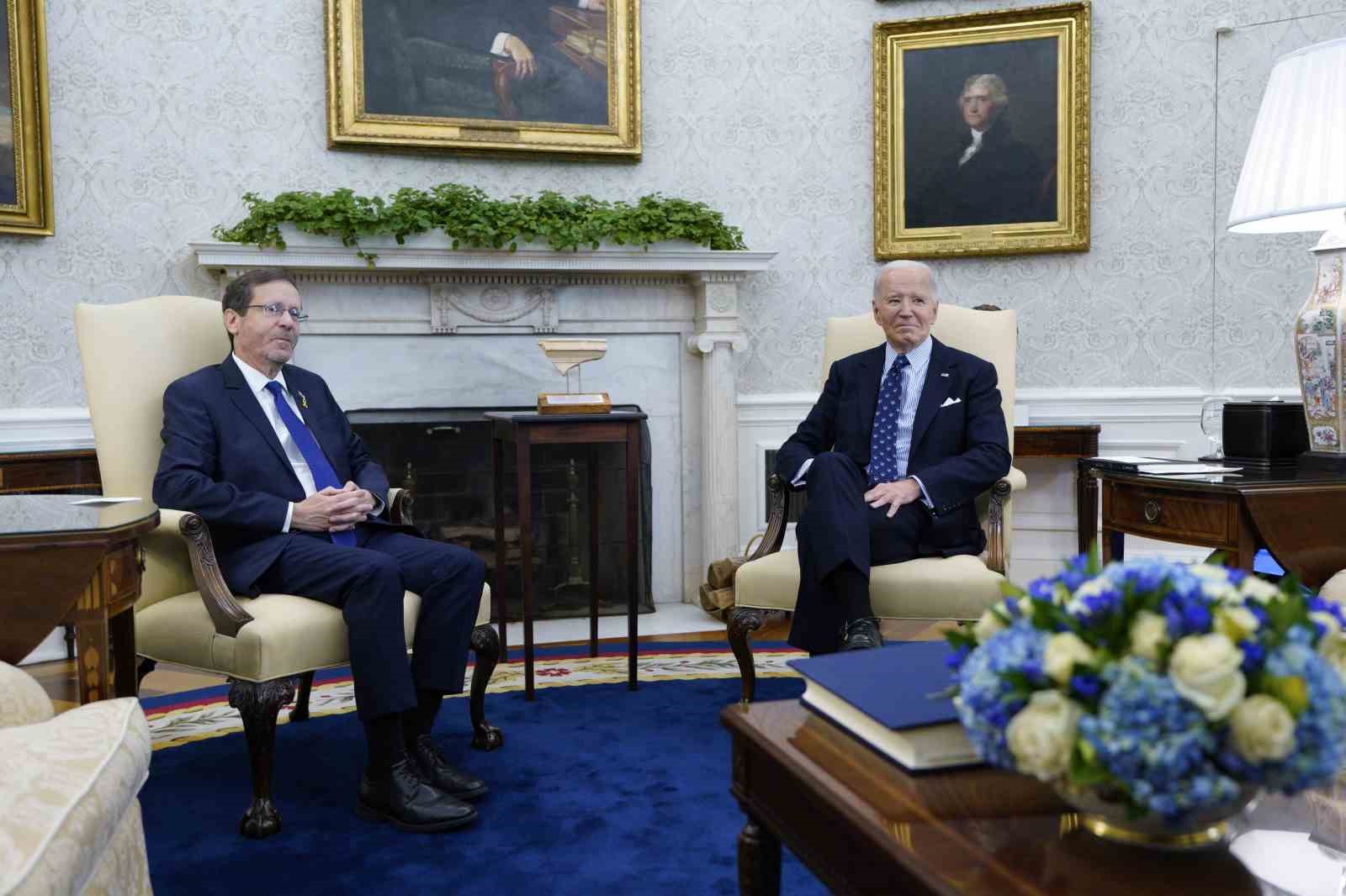 Biden, İsrail Cumhurbaşkanı Herzog ile bir araya geldi
