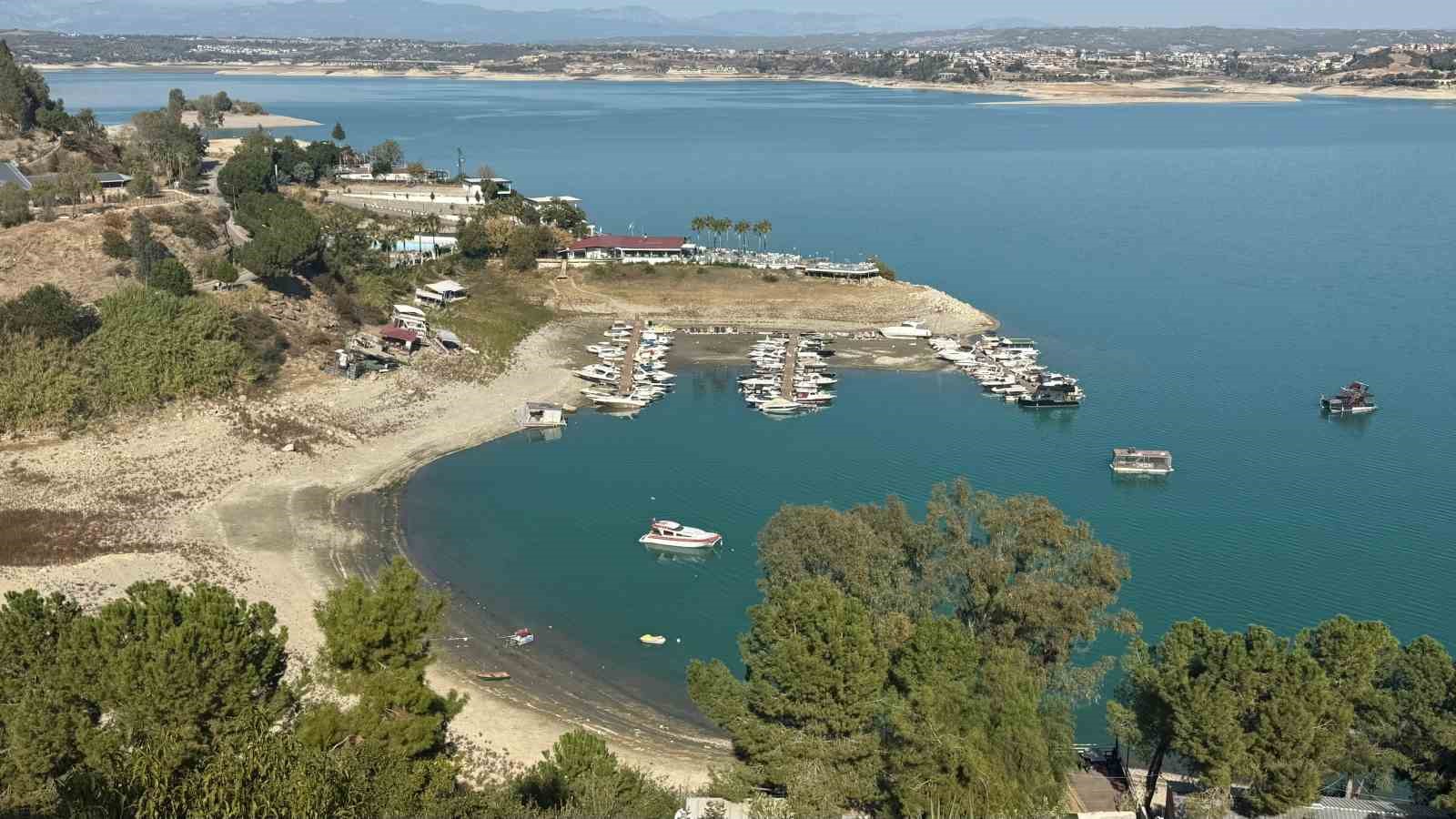 Adana’da kuraklık hat safhaya ulaştı: ’Seyhan Baraj Gölü’nde sular çekildi’
