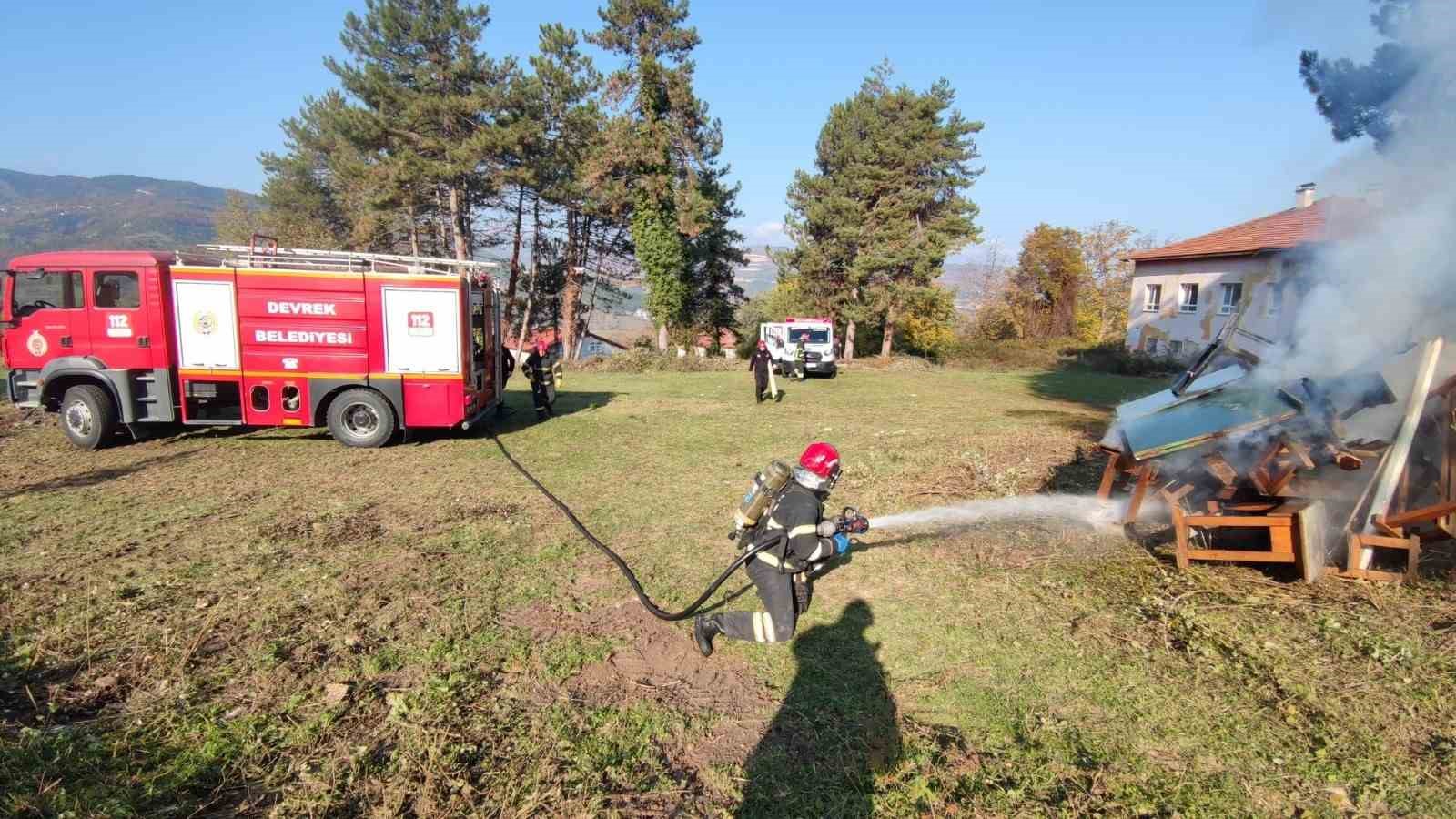 Devrek’te geniş kapsamlı afet tatbikatı yapıldı
