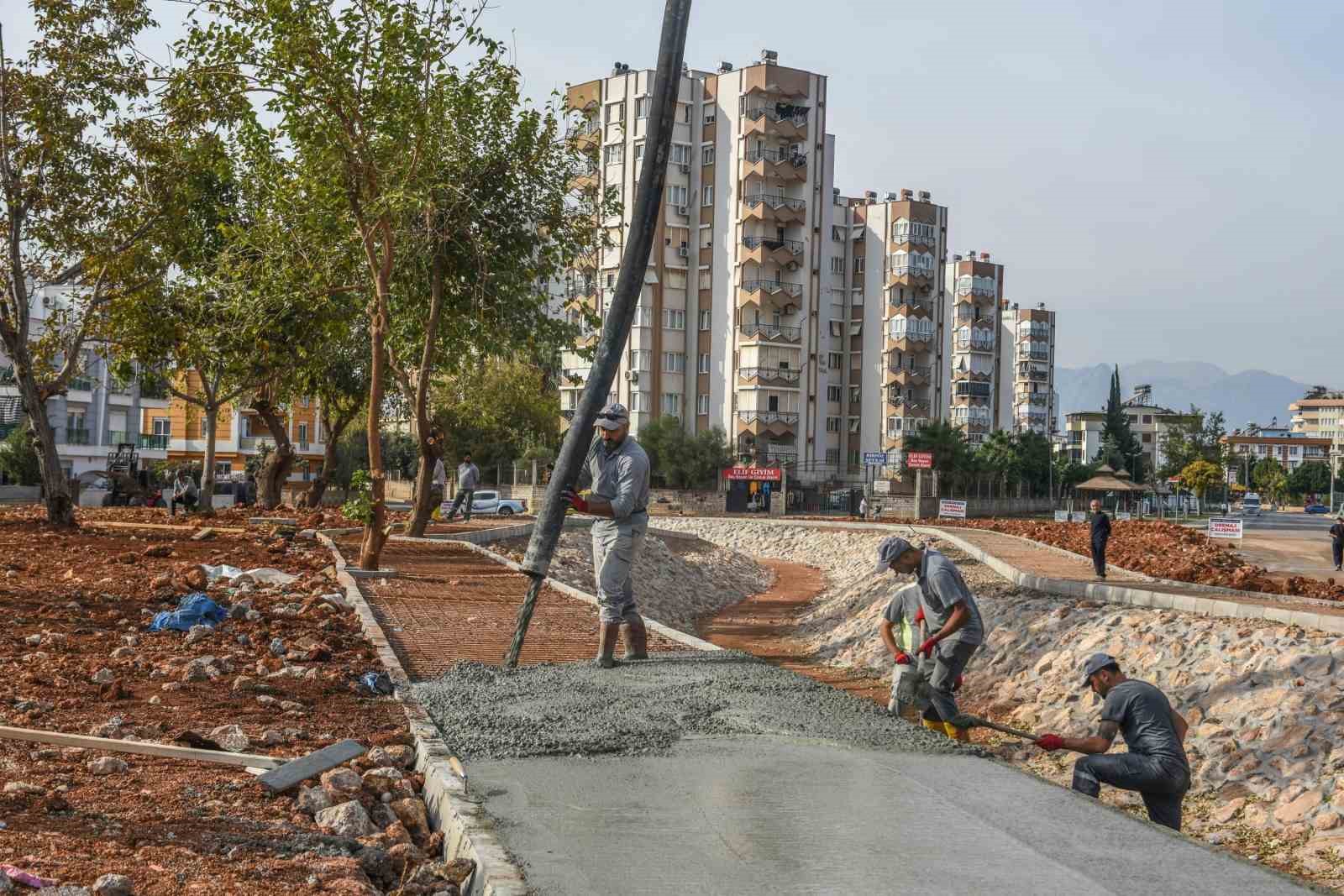 Kepez Belediyesi, selin etkisinde kalan Güneş Mahallesi’ni dönüştürüyor
