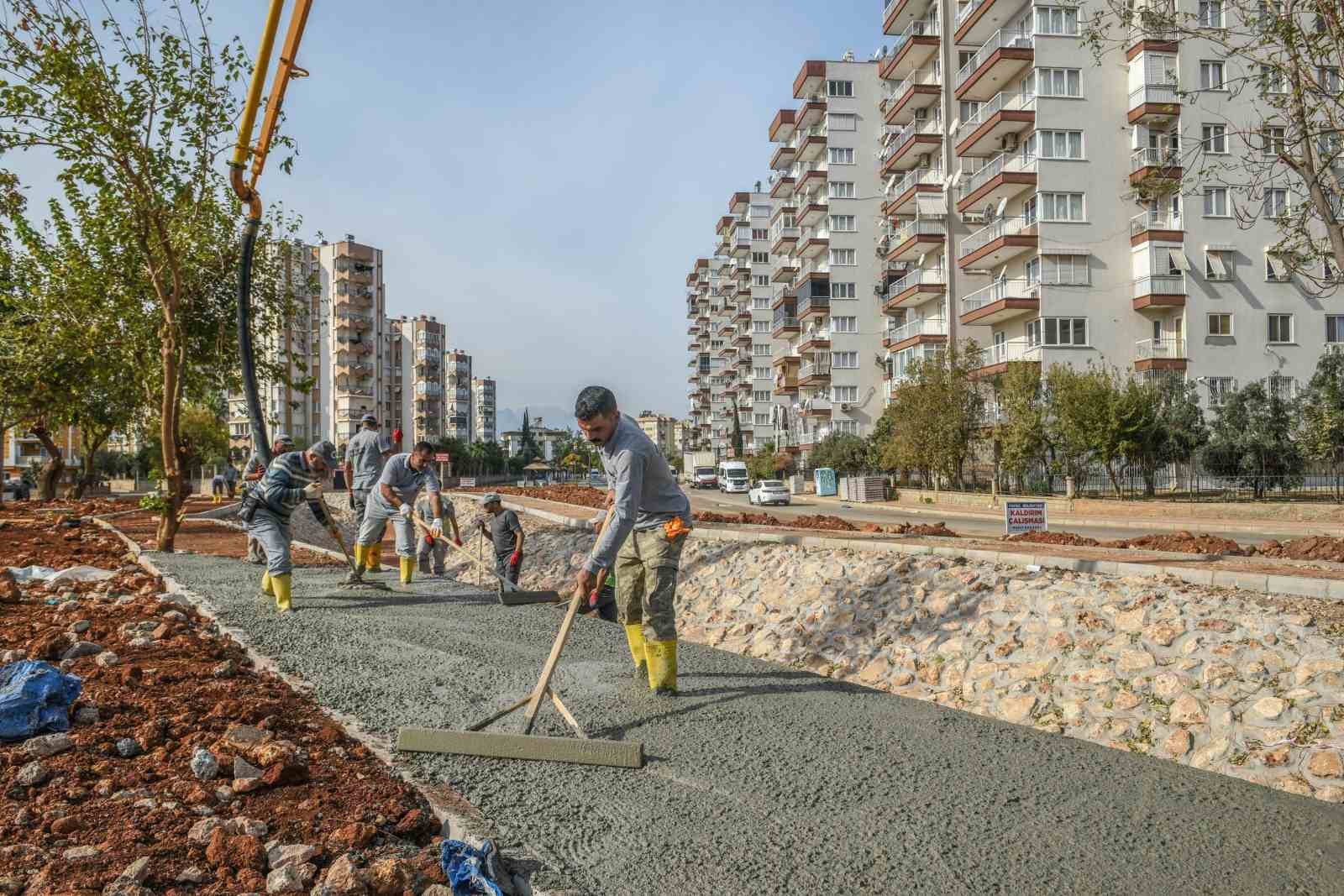 Kepez Belediyesi, selin etkisinde kalan Güneş Mahallesi’ni dönüştürüyor
