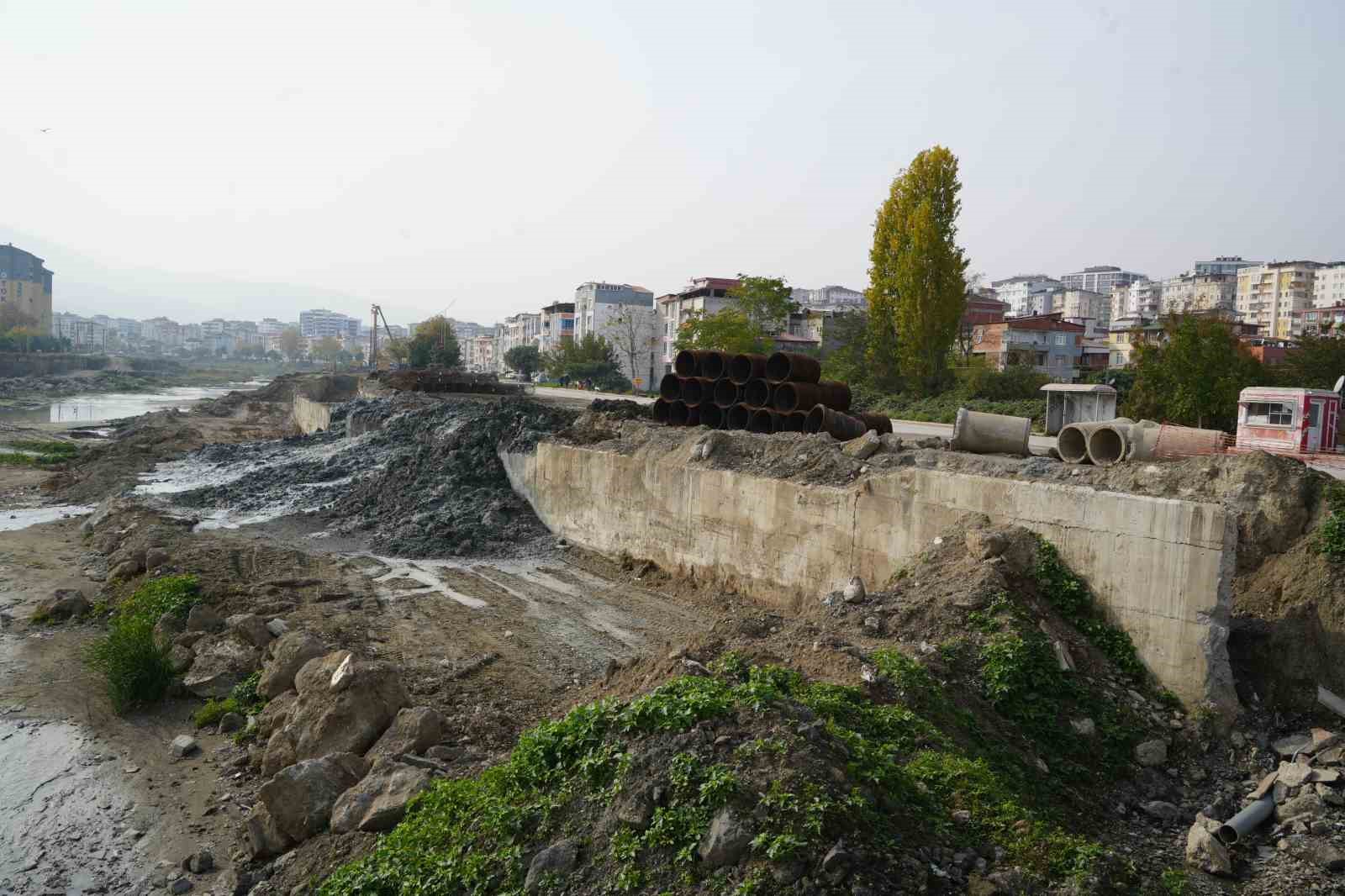 Mert Irmağı ıslahı çalışması sürüyor: Dere yatağı 80 metreye çıkarılacak
