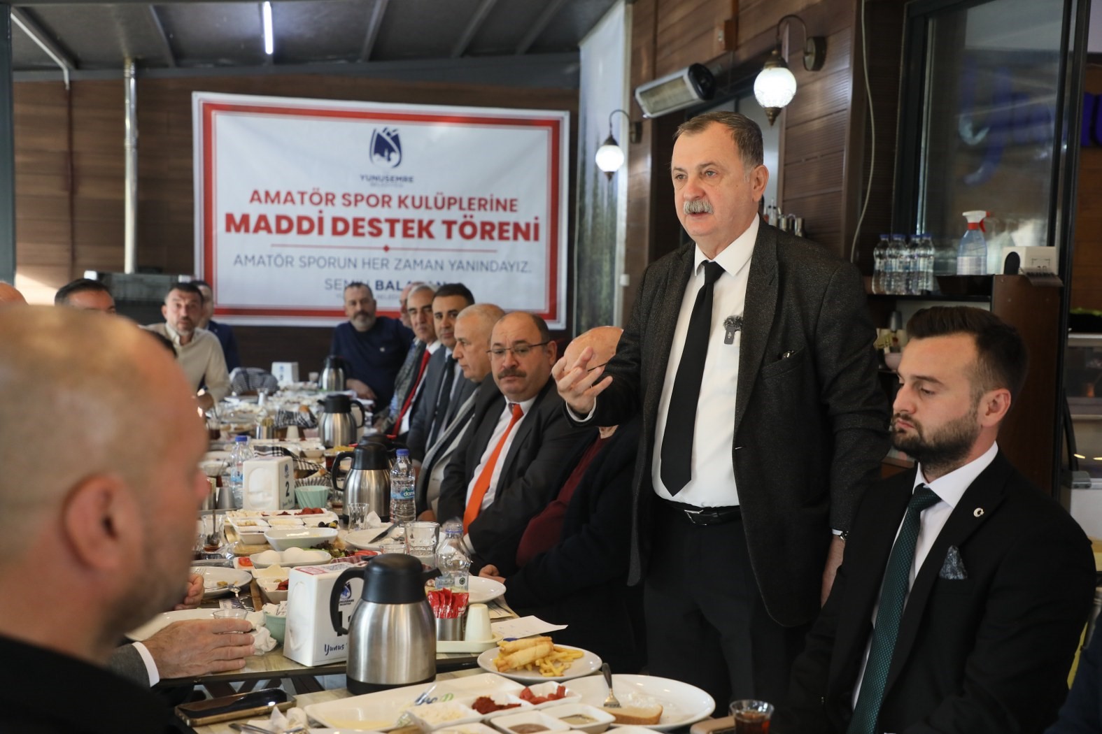 Amatöre bir destek de Yunusemre Belediyesinden
