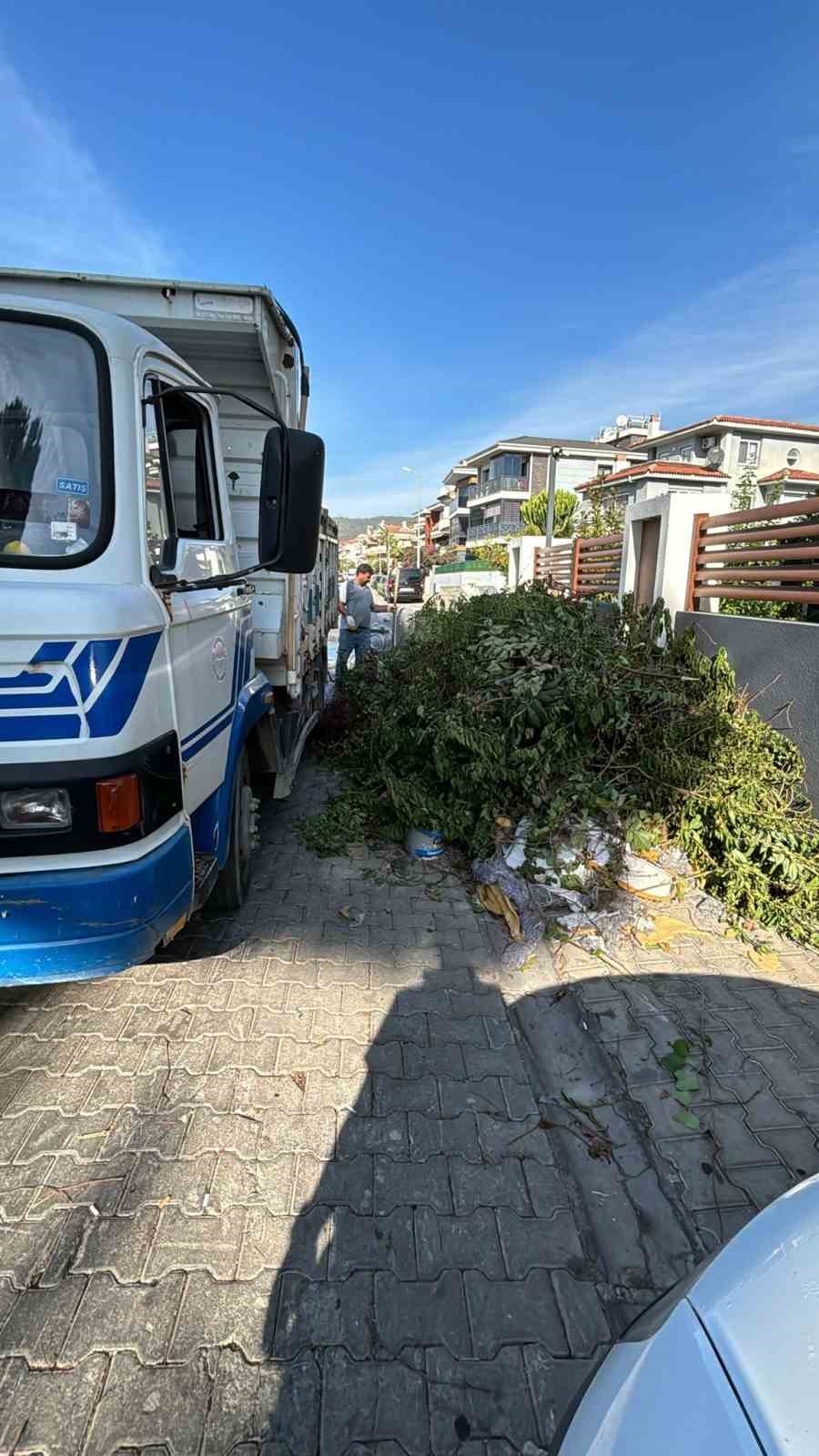 Marmaris Belediyesi’nden atık uyarısı
