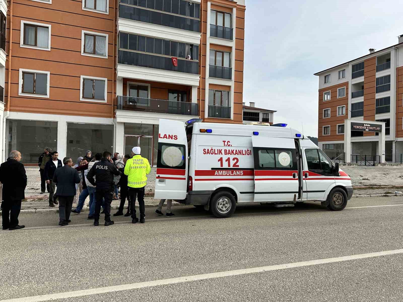 Kastamonu’da Fiat-Tofaş araç takla attı: 2 yaralı
