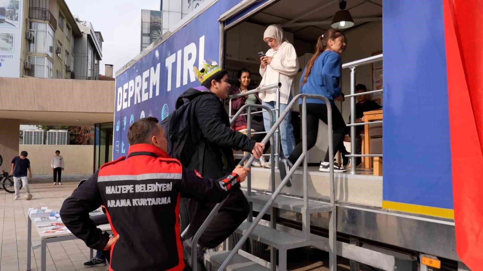 GEDSET Maltepe’ye geldi, 7.2 büyüklüğündeki deprem canlandırıldı
