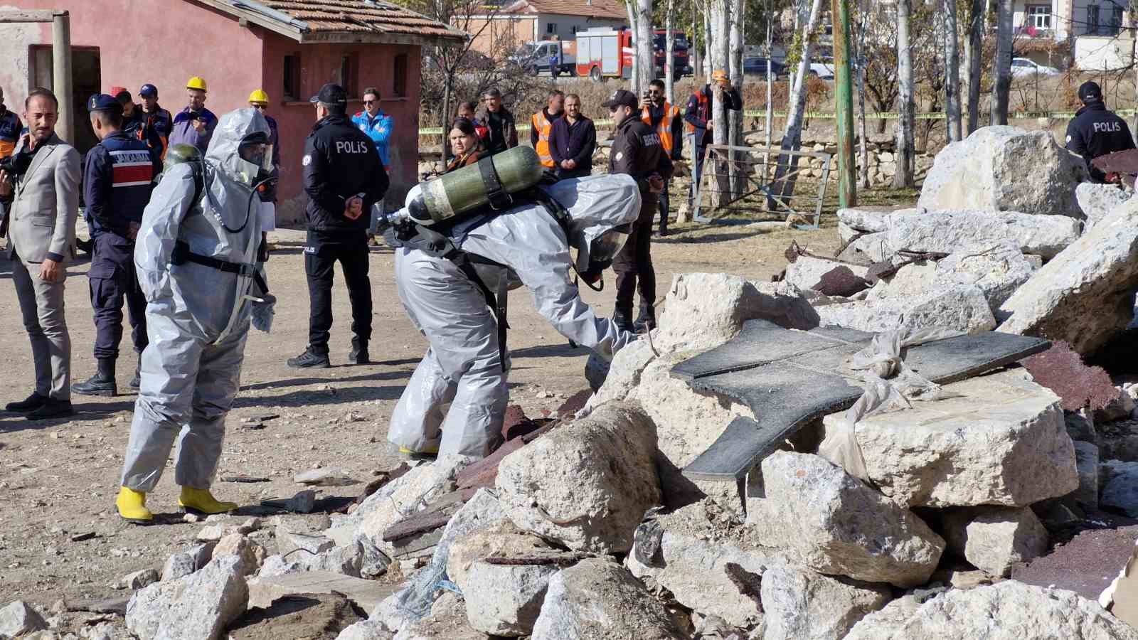 Karaman’da düzenlenen yerel saha tatbikatı gerçeğini aratmadı
