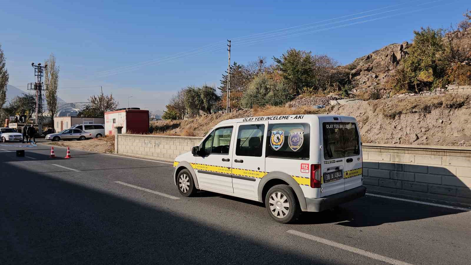 Kayseri’de bıçaklı kavga: 13 yaşındaki çocuk ağır yaralandı
