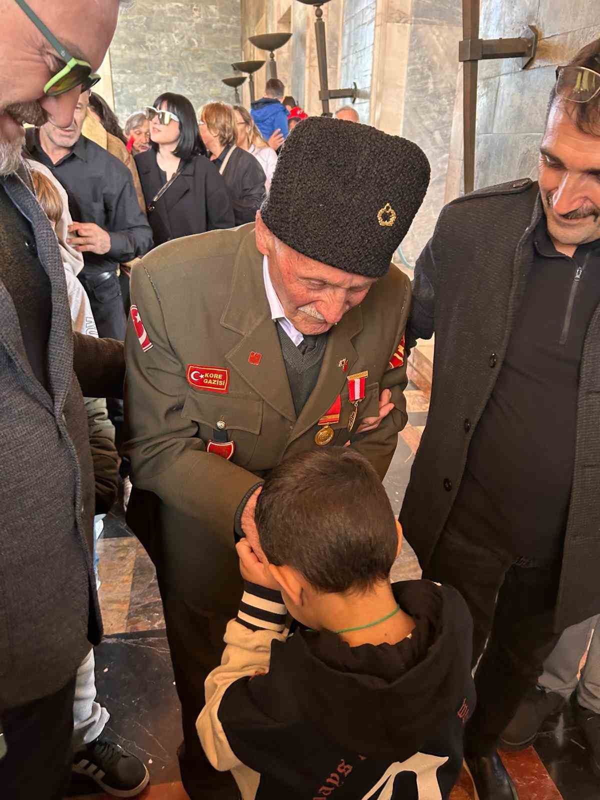 97 yaşındaki Kore Gazisi Pirağa Uzun, ilk kez Anıtkabir’i ziyaret etti, Cumhurbaşkanı ile görüştü
