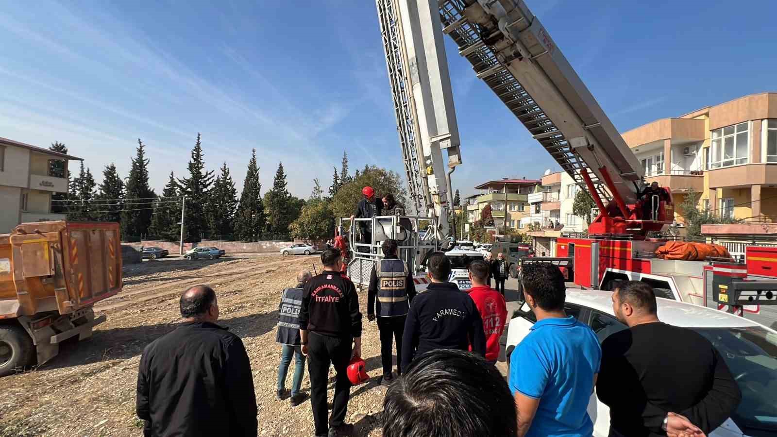 Kahramanmaraş’ta rehin alınan aileyi özel harekat polisi kurtardı
