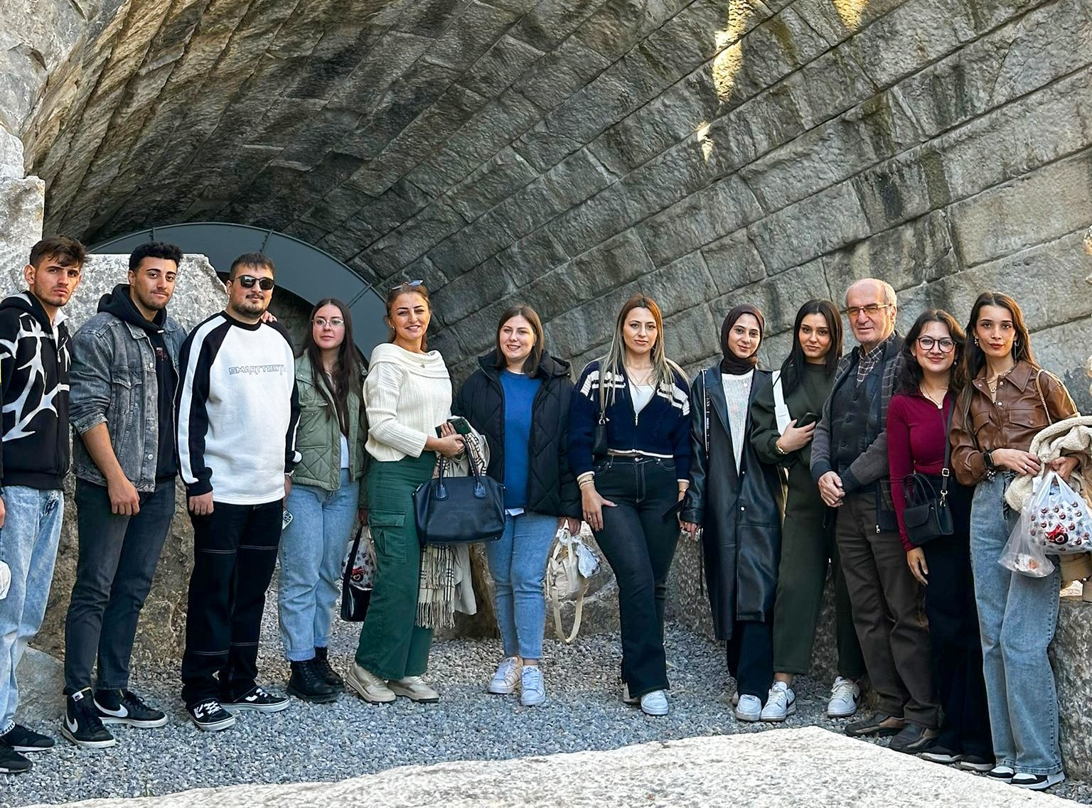 Sakaryalı üniversite öğrencileri kültür gezisi ile İznik’i tanıdı
