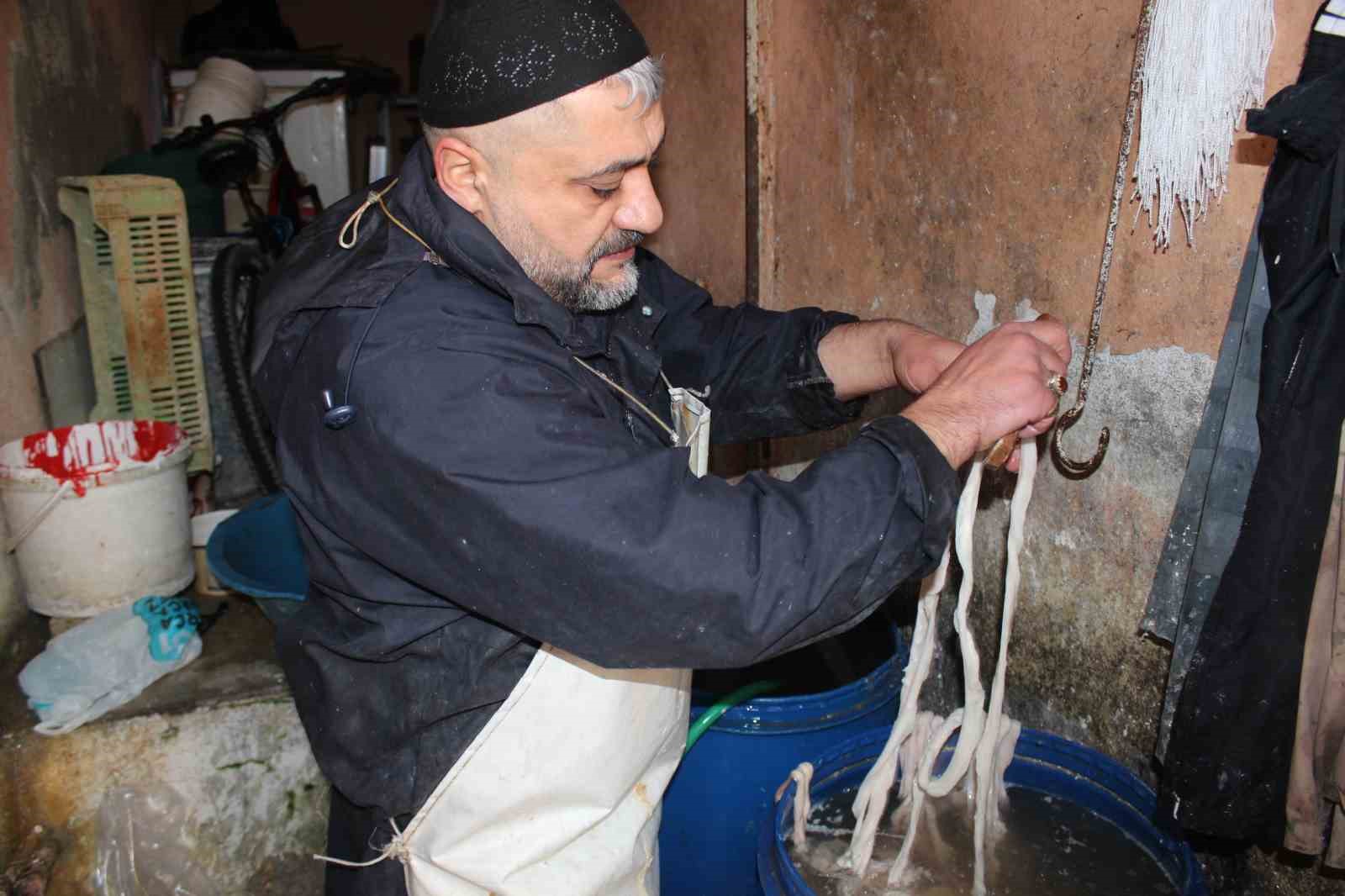 Siirt’te soğuk havalarda sakatat tüketimi artıyor
