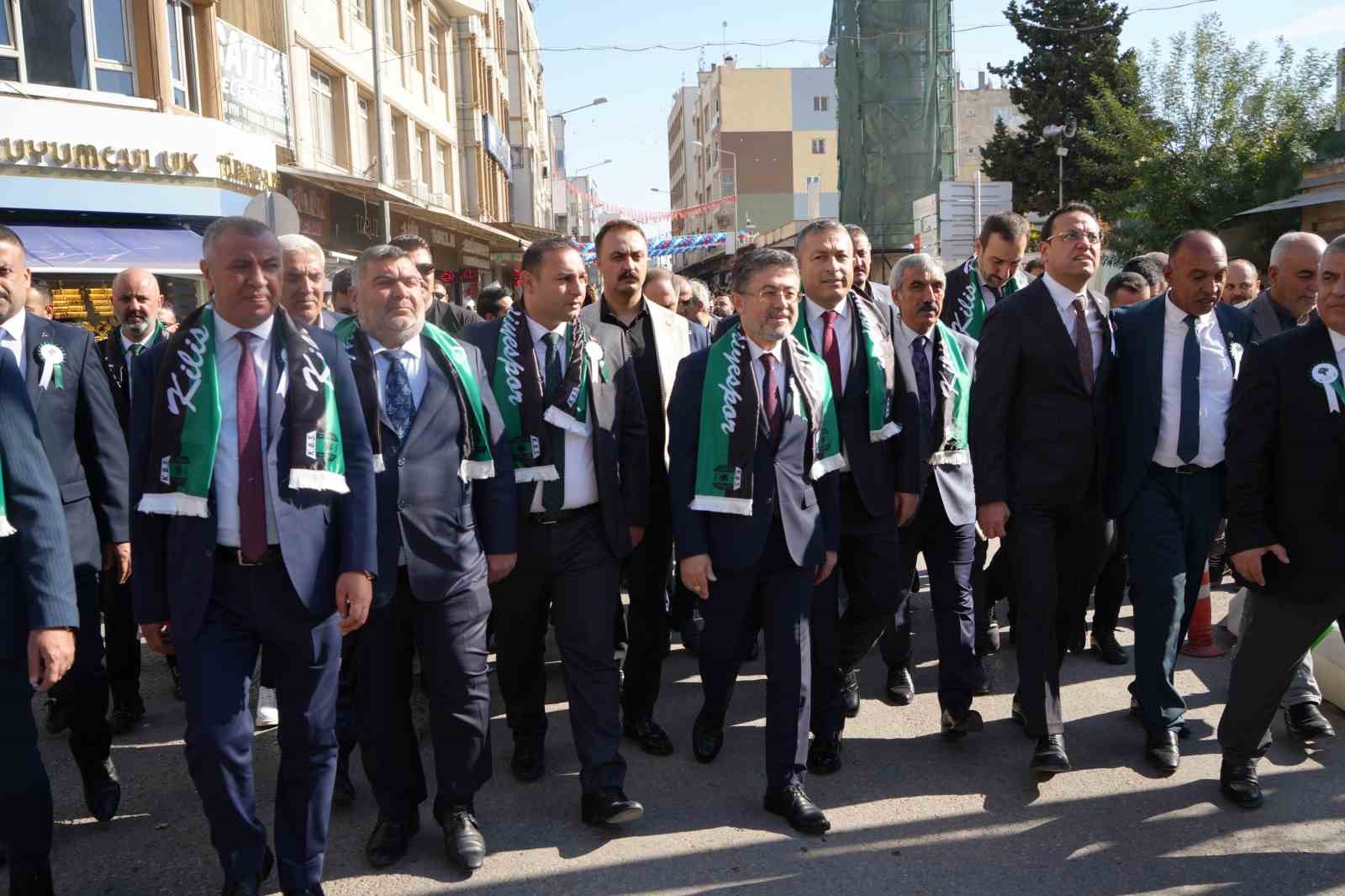 Bakan Yumaklı, Kilis’te zeytin festivaline katıldı
