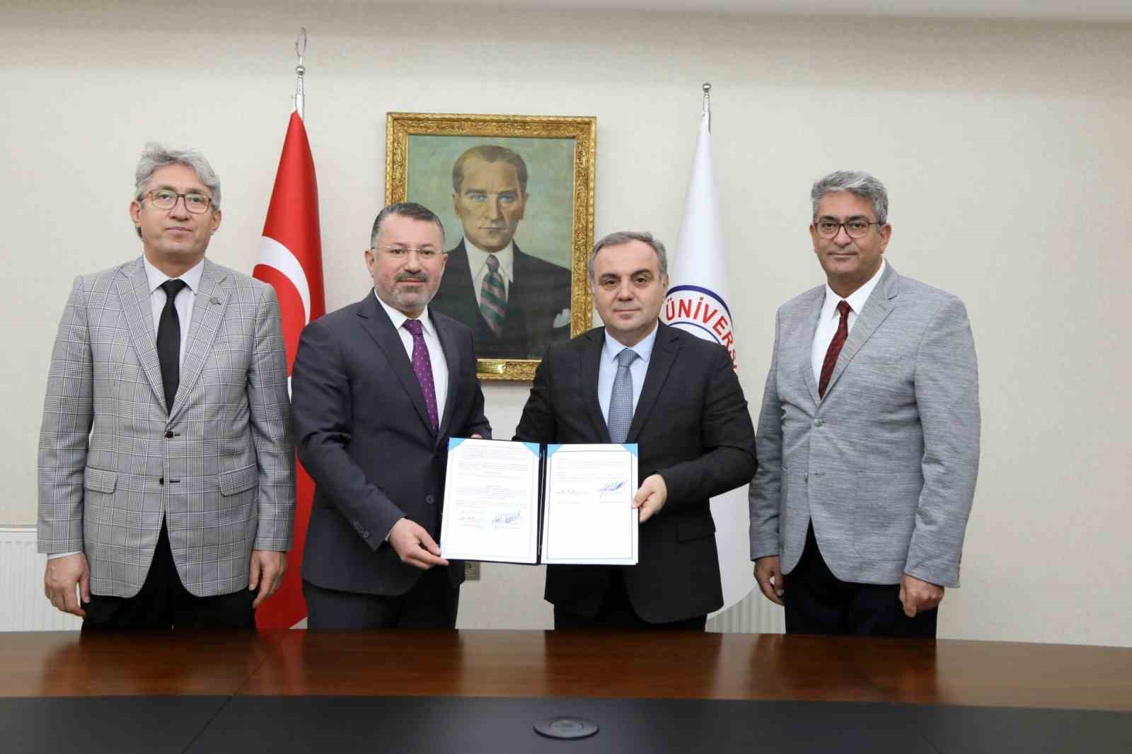 ERÜ ile Karabük Üniversitesi arasında iş birliği protokolü imzalandı
