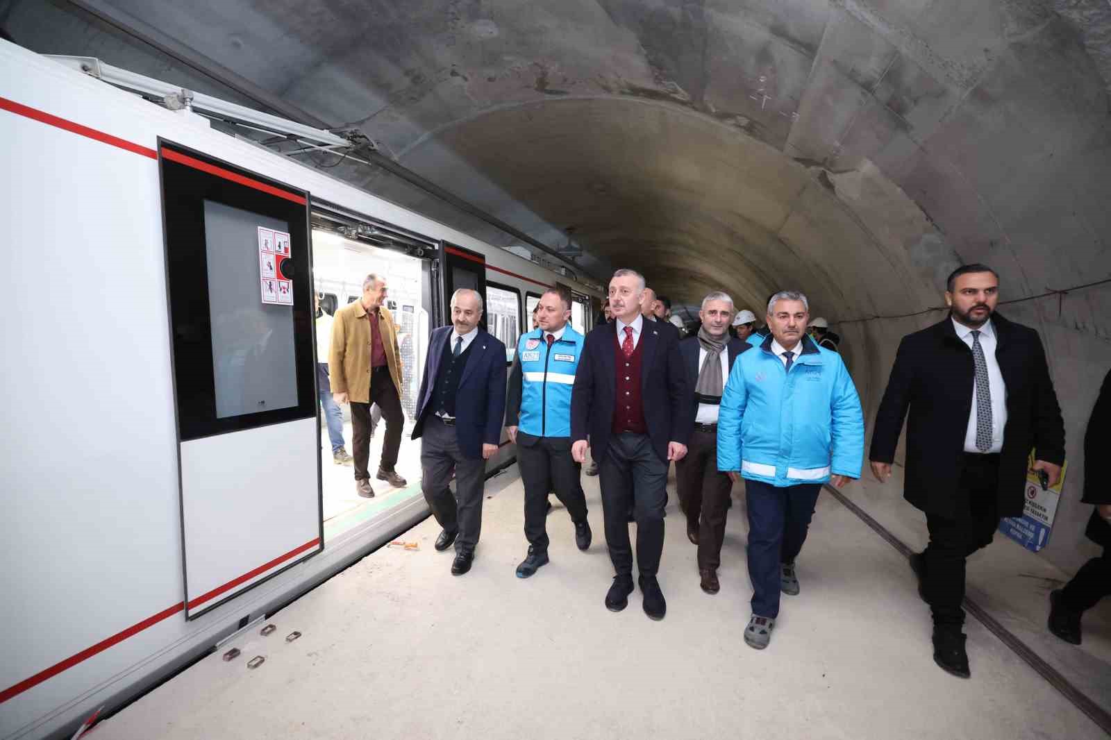 Kocaeli’nin ilk metrosunda geri sayım, deneme sürüşü gerçekleşti
