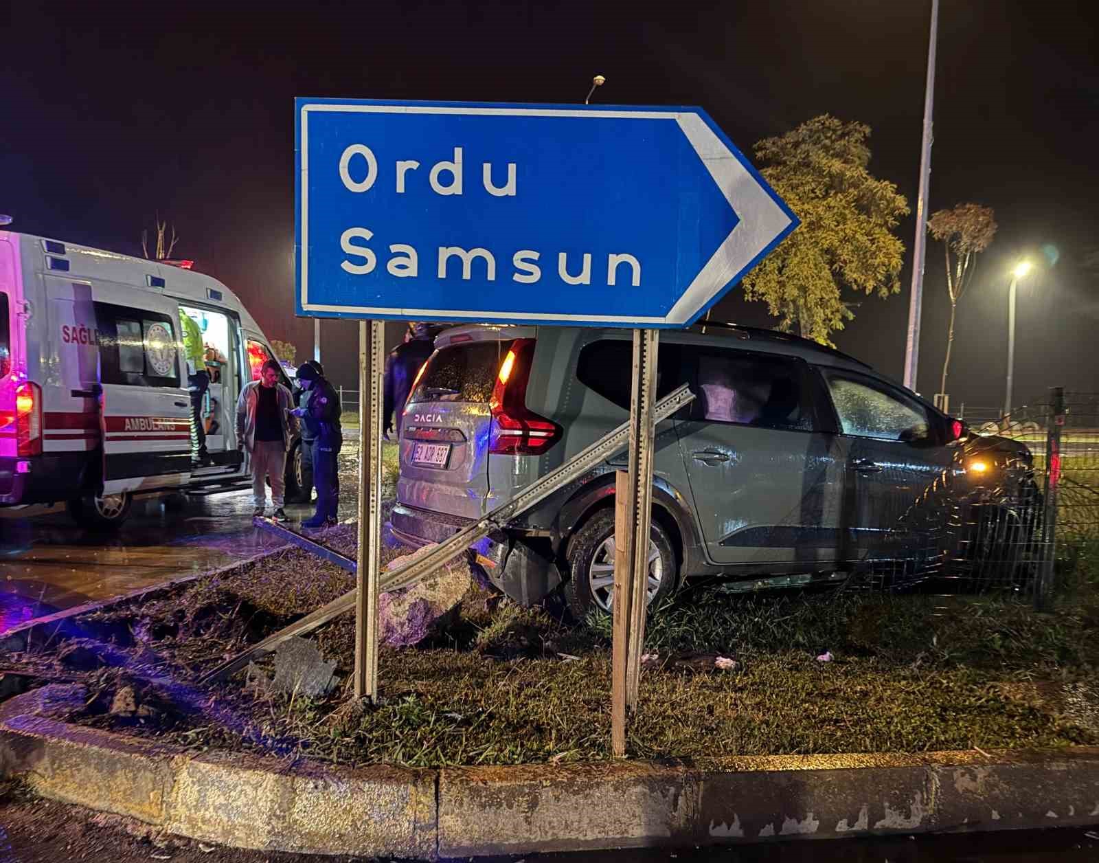 Ordu’da iki otomobil çarpıştı: 5 yaralı
