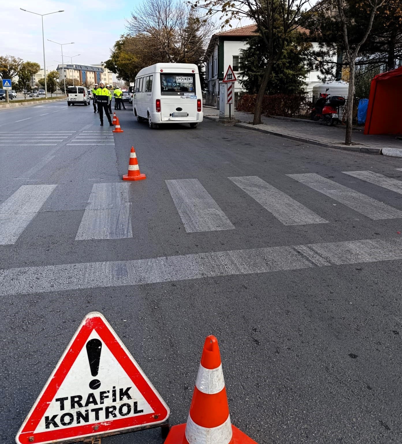 2024 yılında denetlenen dolmuş sürücülerinin 3’de birine trafik cezası kesildi
