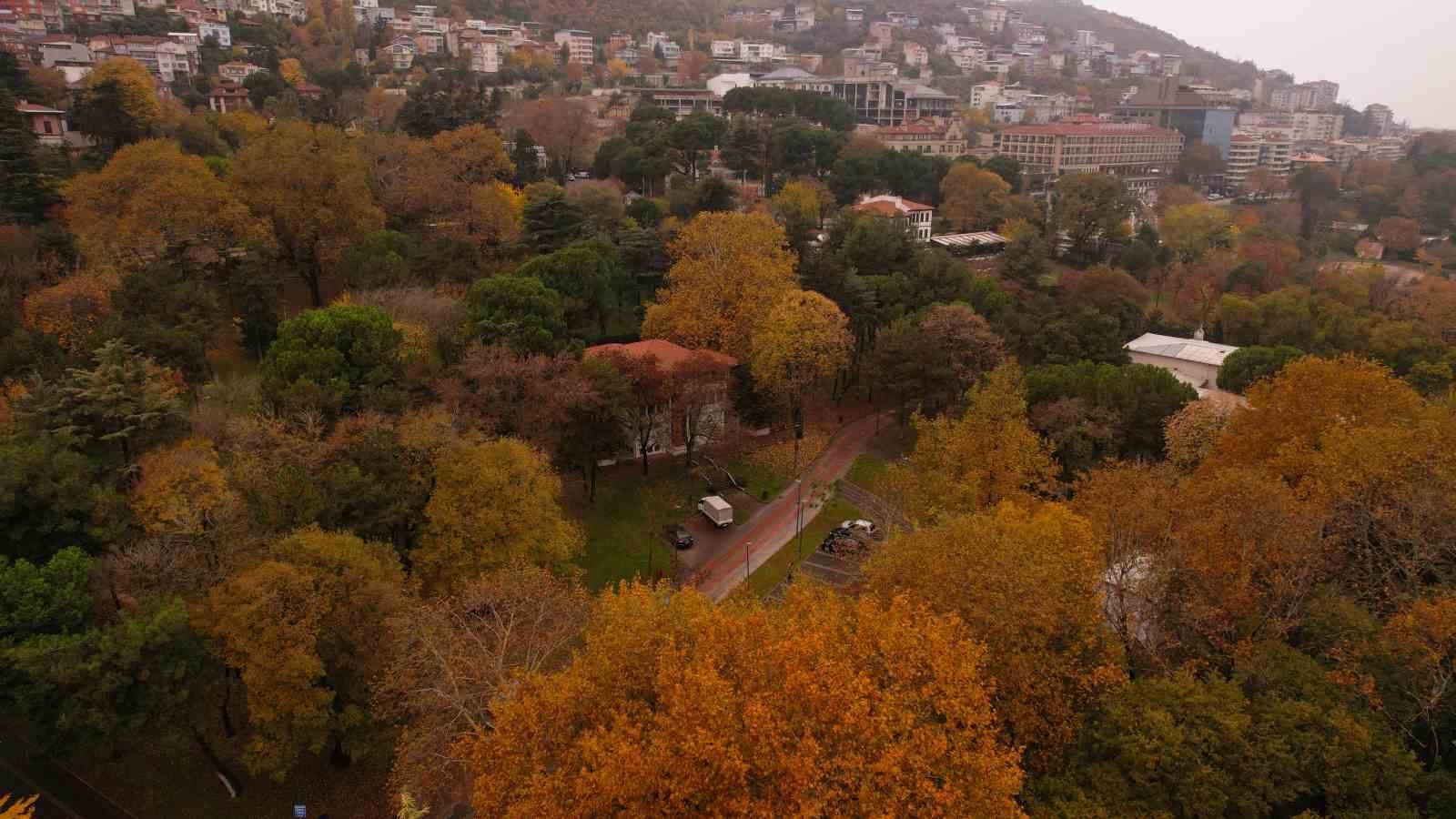 Bursa sonbahar renklerine büründü
