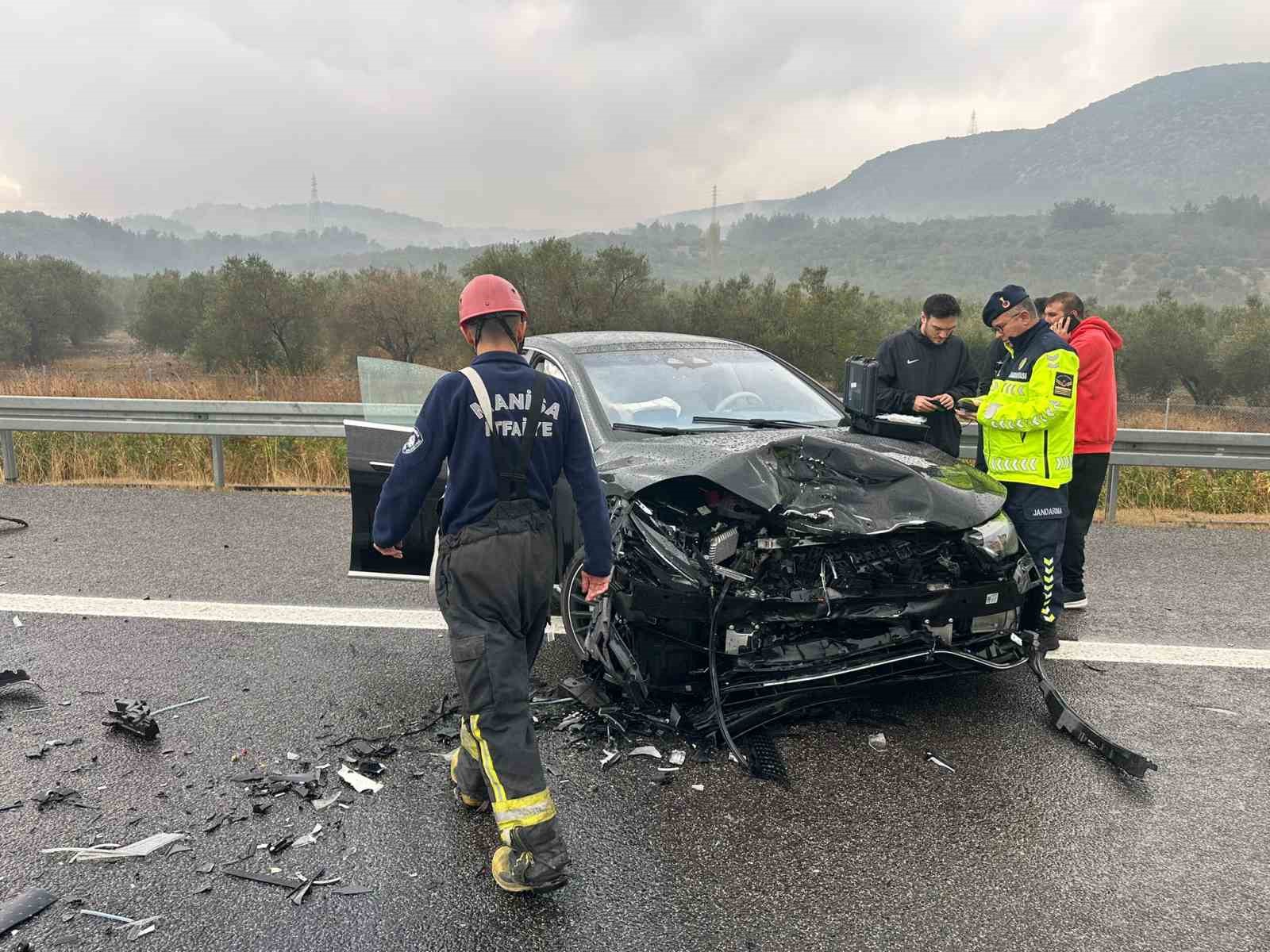 Manisa’da yağış ve sis kazaları beraberinde getirdi
