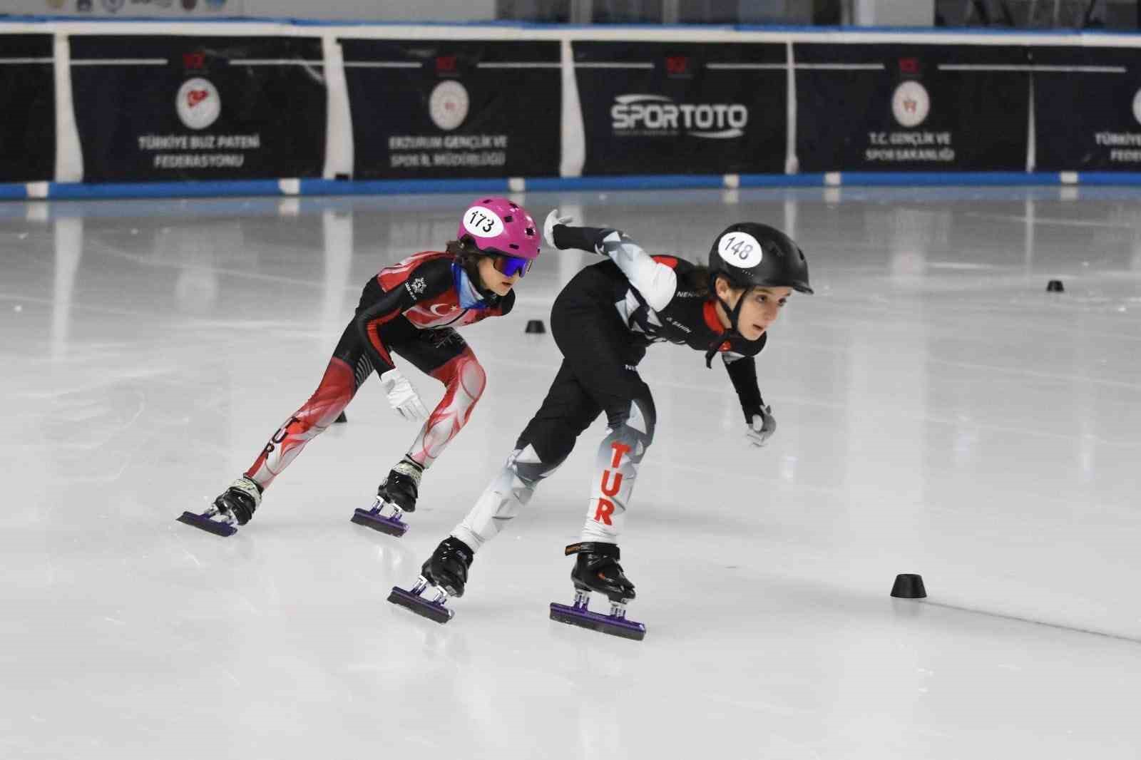 Erzurum’da  Short Track Federasyon kupası heyecanı
