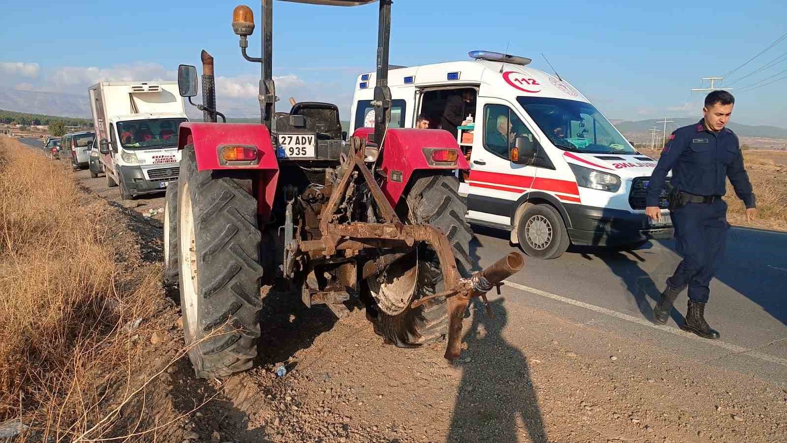 Kahramanmaraş’ta otomobil ile traktör çarpıştı: 1 ölü, 3 yaralı
