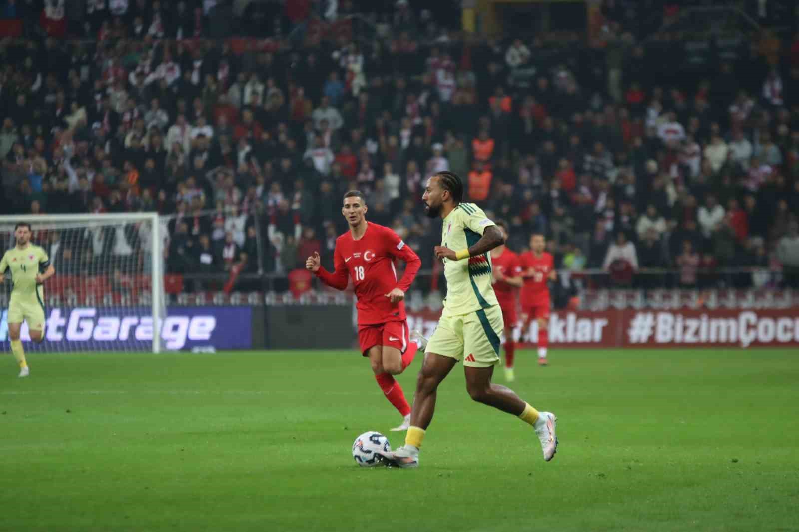 UEFA Uluslar Ligi: Türkiye: 0 - Galler: 0 (İlk yarı)
