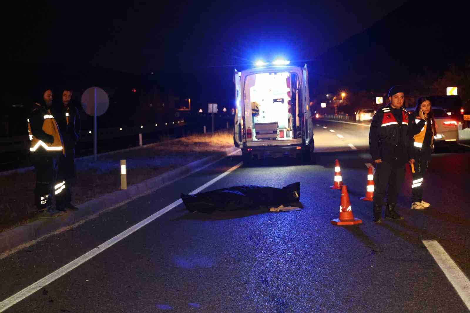 Otomobilin çarptığı genç kız hayatını kaybetti
