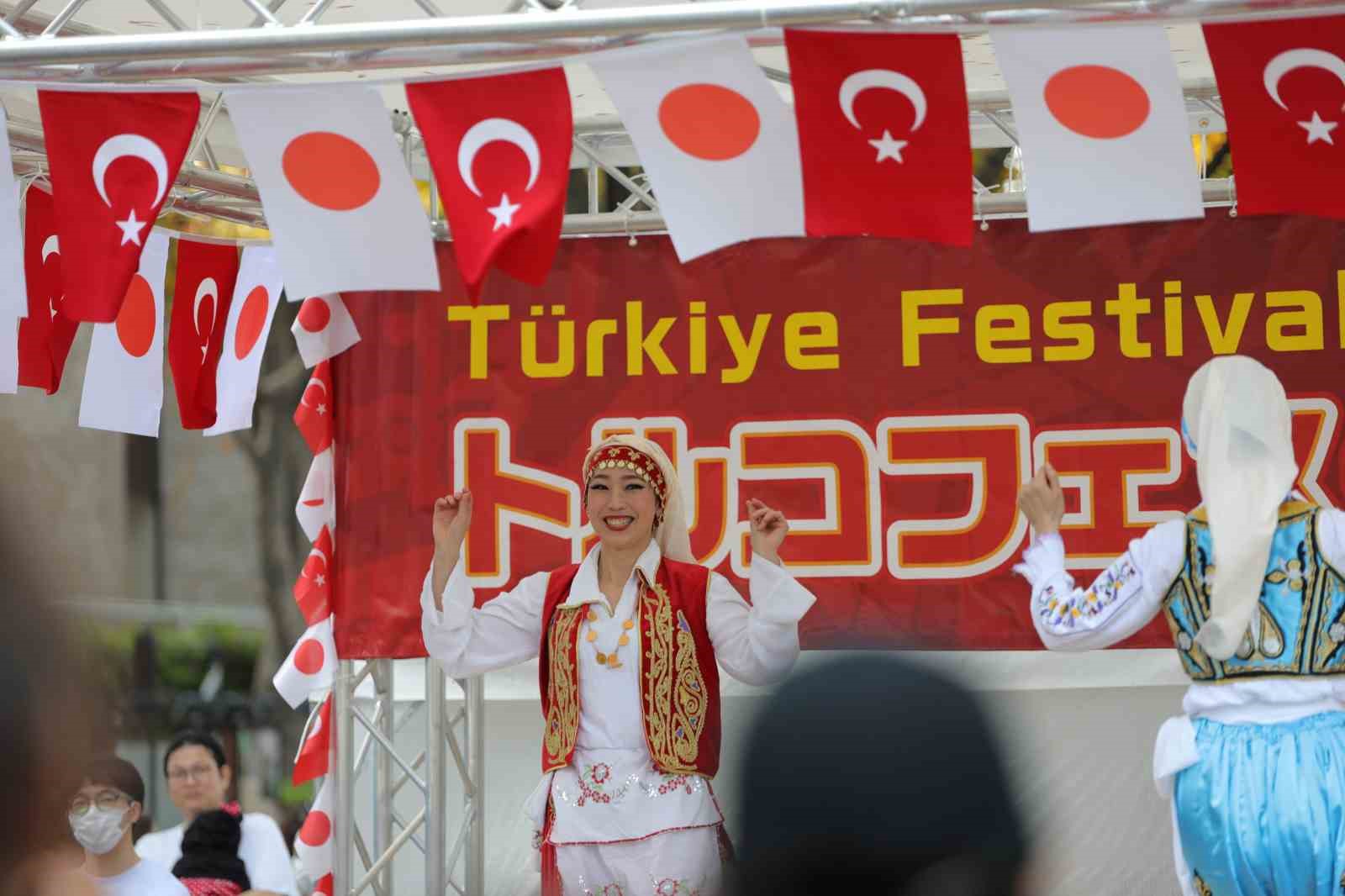 Tokyo’da Türkiye Festivali yapıldı, Japonlar halay çekti
