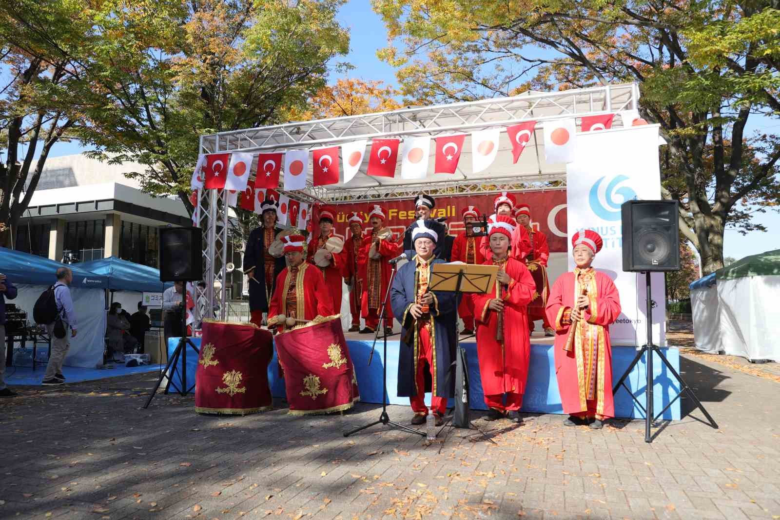 Tokyo’da Türkiye Festivali yapıldı, Japonlar halay çekti
