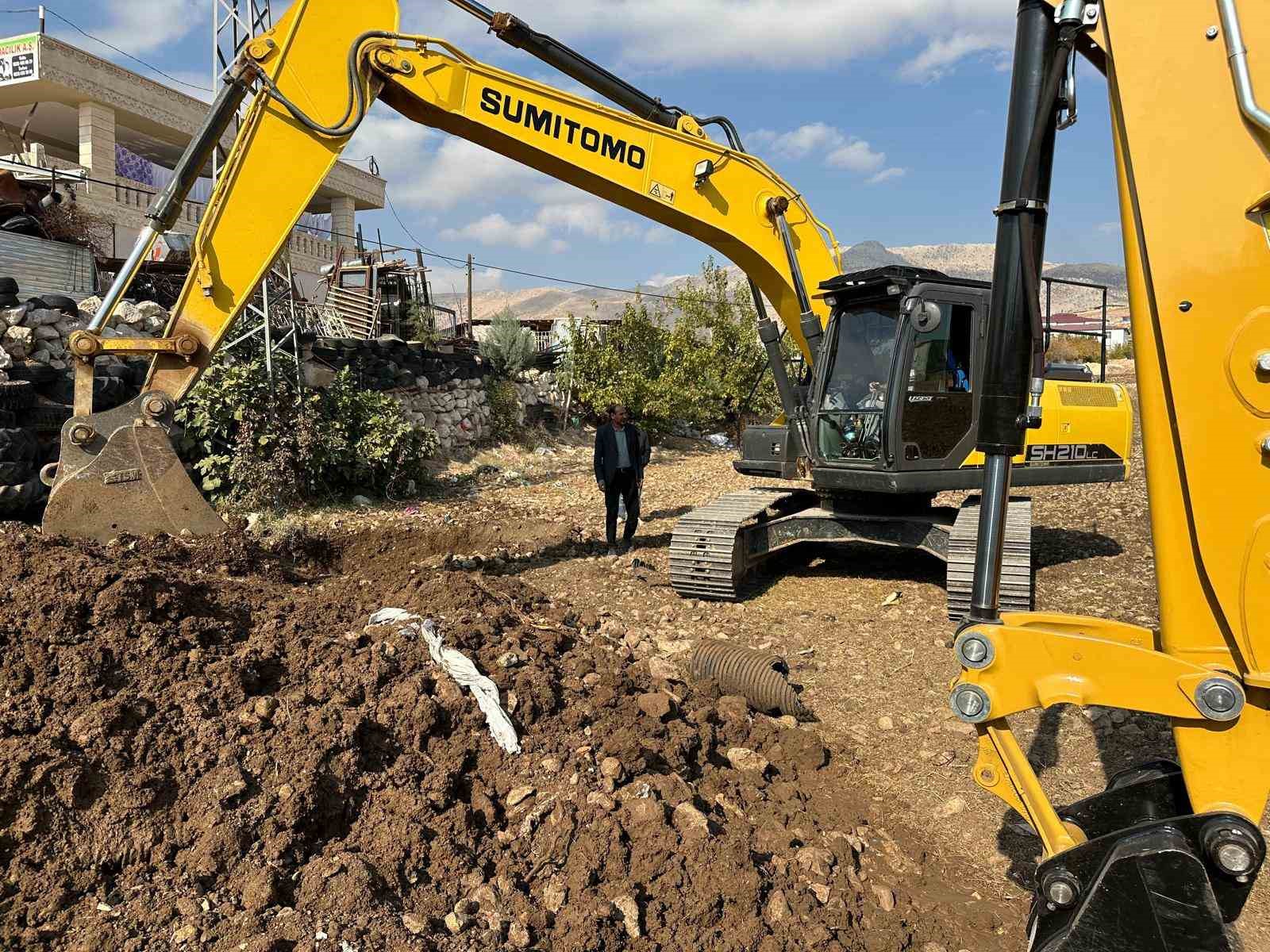 Narince köyünün içme suyu ve kanalizasyon hattı yenileniyor
