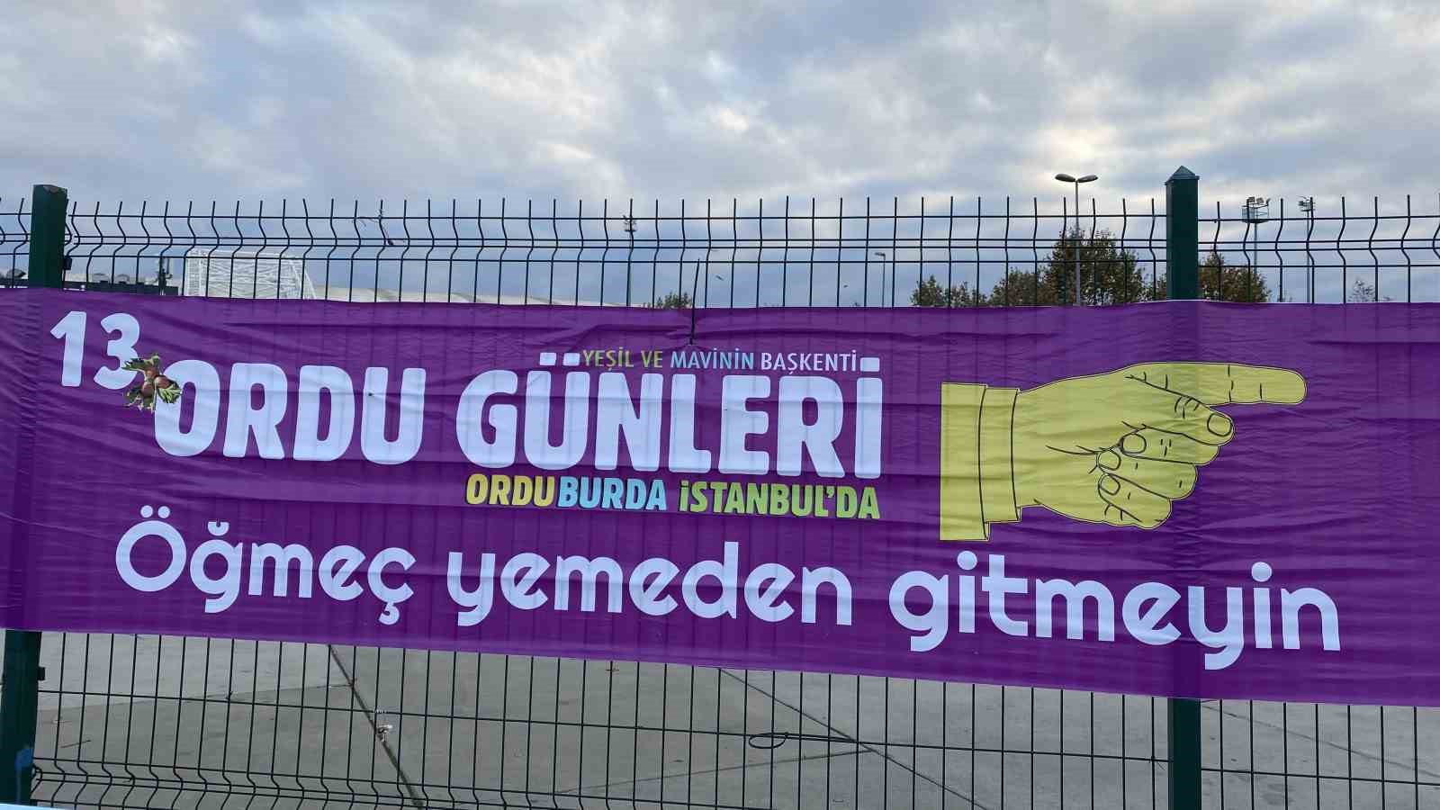 Ordu Tanıtım Günleri’nde ilginç pankartlar: ’Aurdan gidili’
