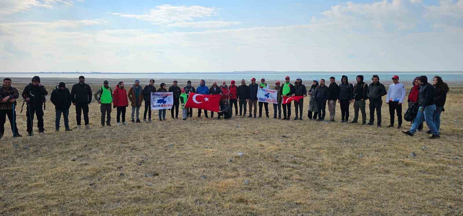 Arin Gölü’nde su seviyesi her geçen gün biraz daha düşüyor
