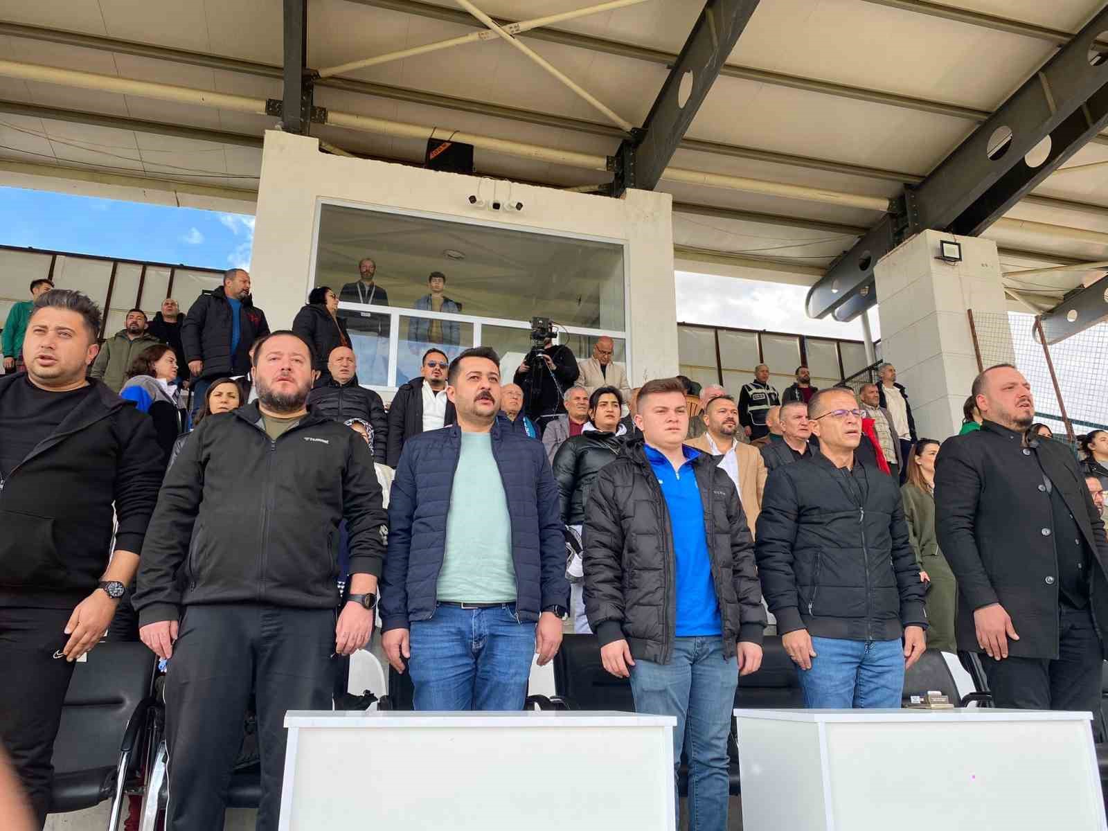 Kuyucakspor 3 puanı 3 golle aldı
