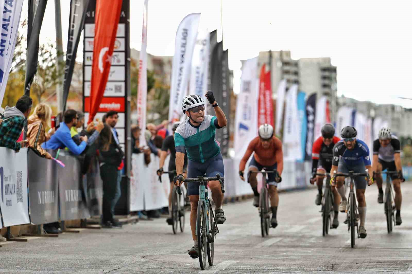 UCI Nirvana Gran Fondo World Series Antalya sınırları zorladı
