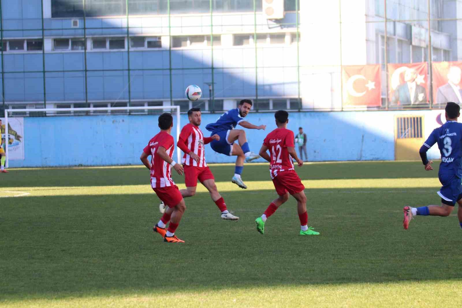 TFF 3. Lig: Pazarspor: 1 - Osmaniyespor: 0
