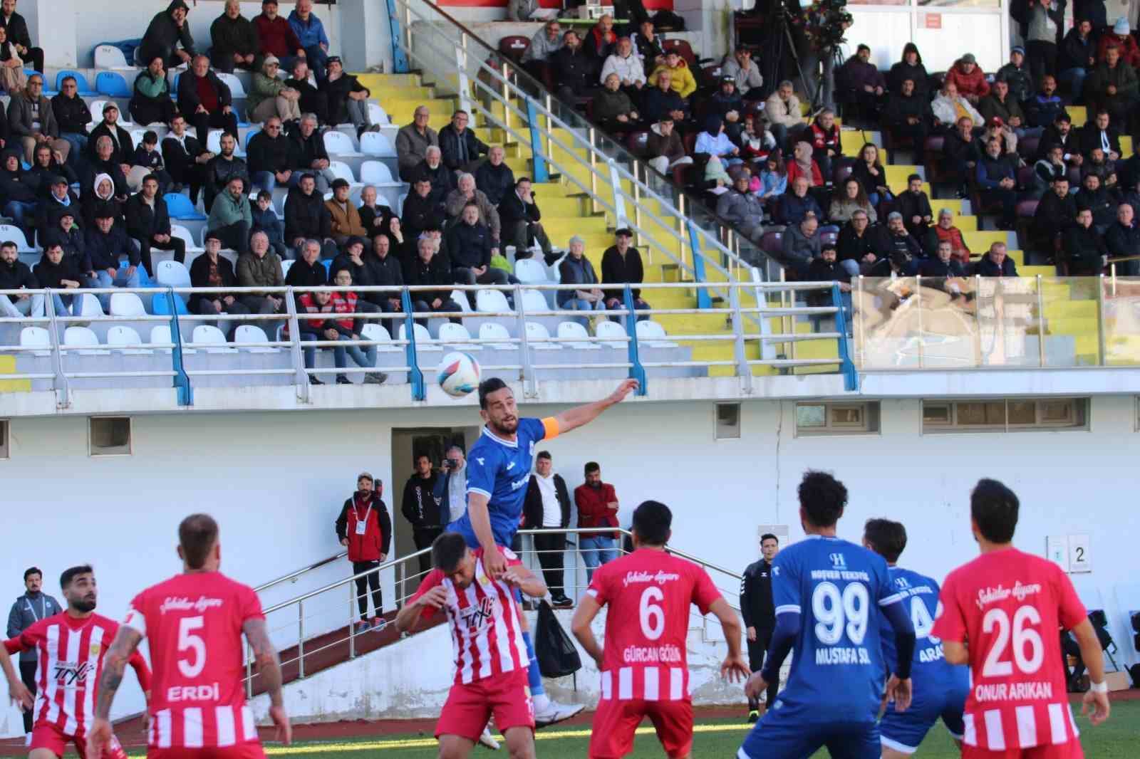 TFF 3. Lig: Pazarspor: 1 - Osmaniyespor: 0
