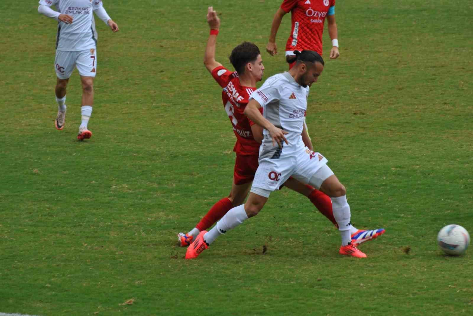 TFF 2. Lig: Fethiyespor: 0 - İnegölspor: 0
