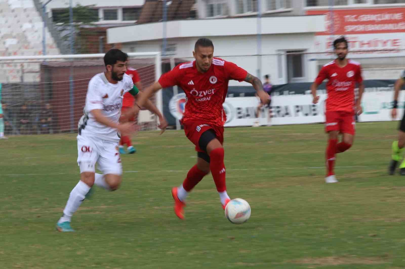 TFF 2. Lig: Fethiyespor: 0 - İnegölspor: 0
