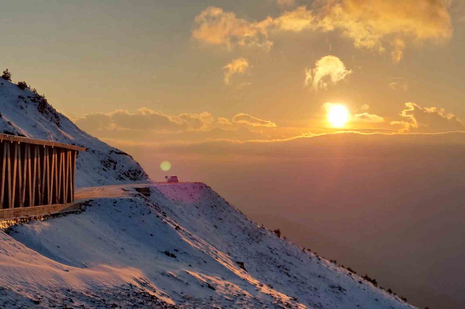 Zigana Dağı’nda eşsiz gün batımı manzaraları
